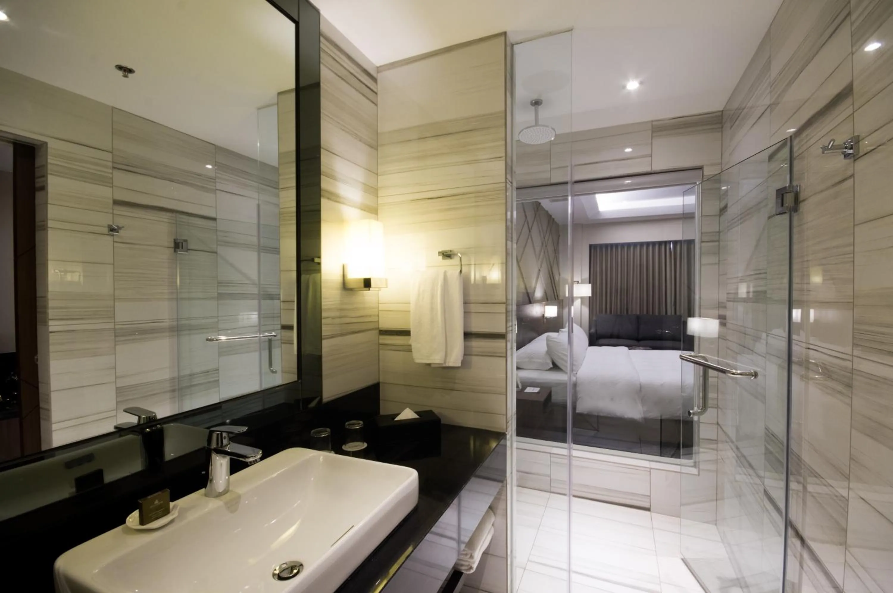 Shower, Bed in Luxent Hotel