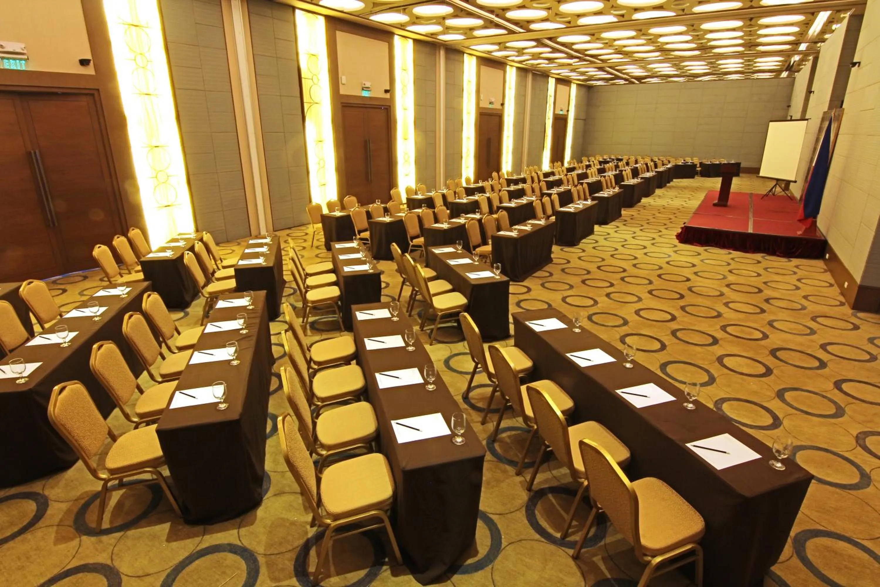 Banquet/Function facilities in Luxent Hotel