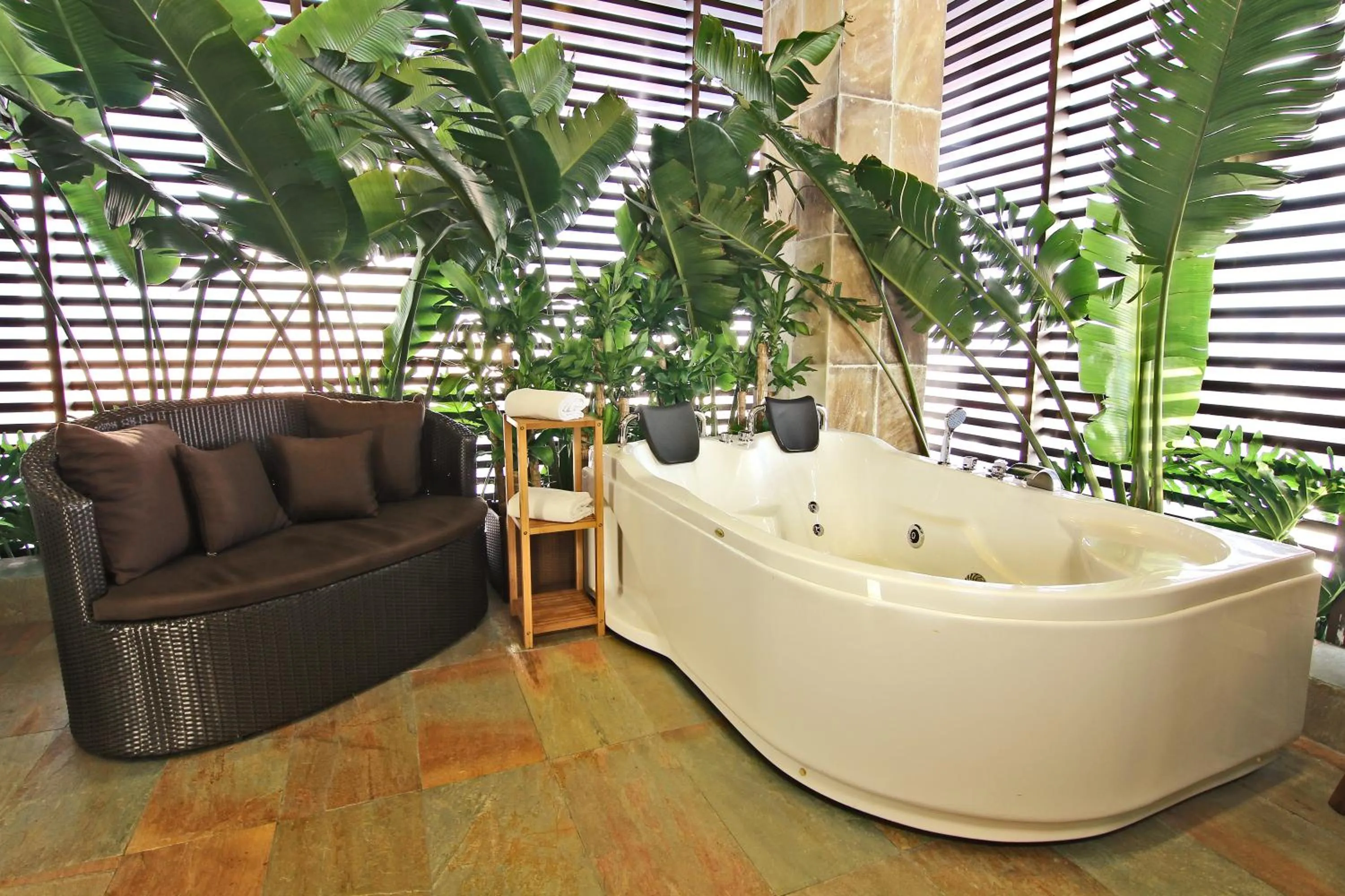 Shower in Luxent Hotel