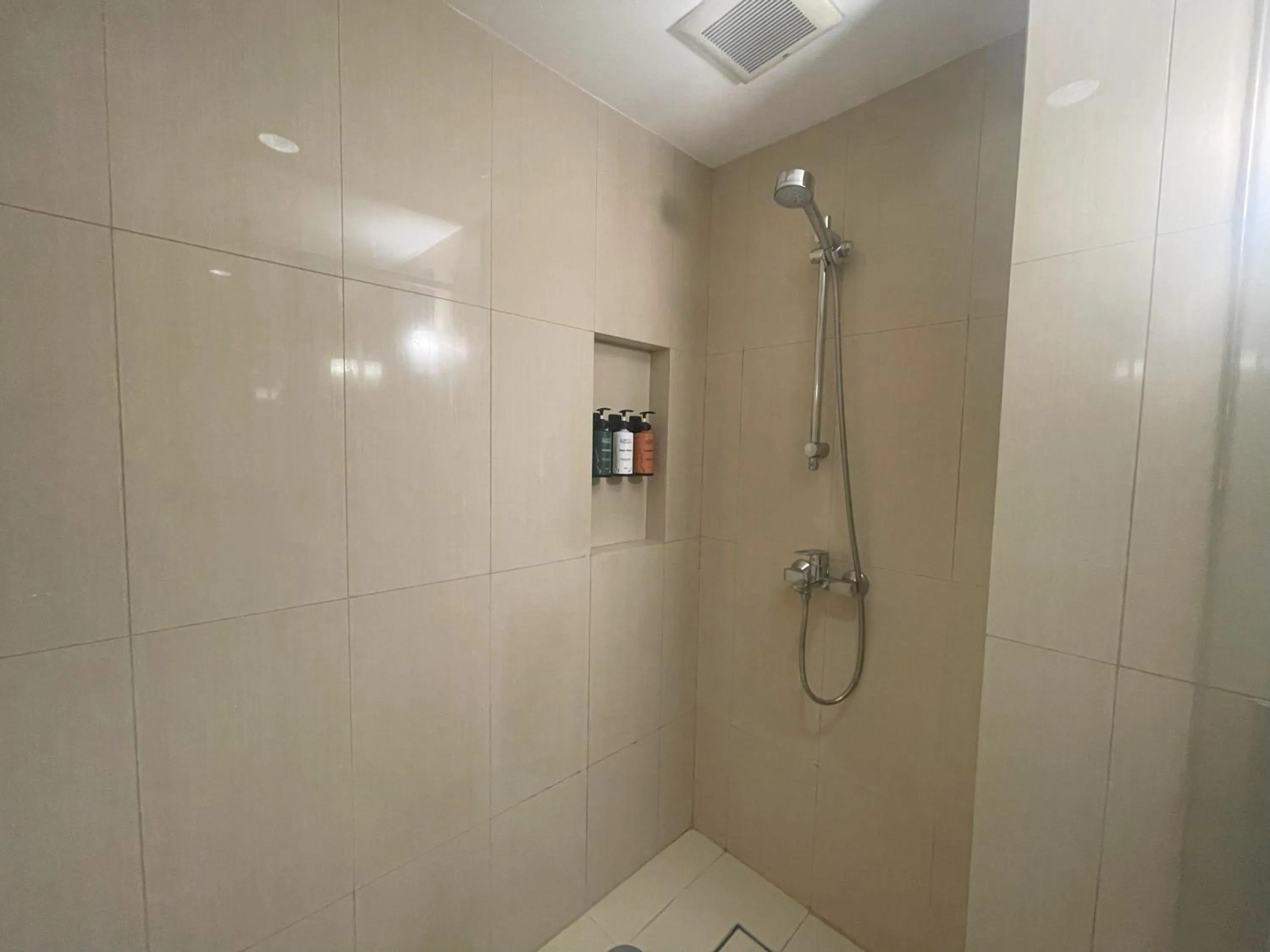 Bathroom in Luxent Hotel