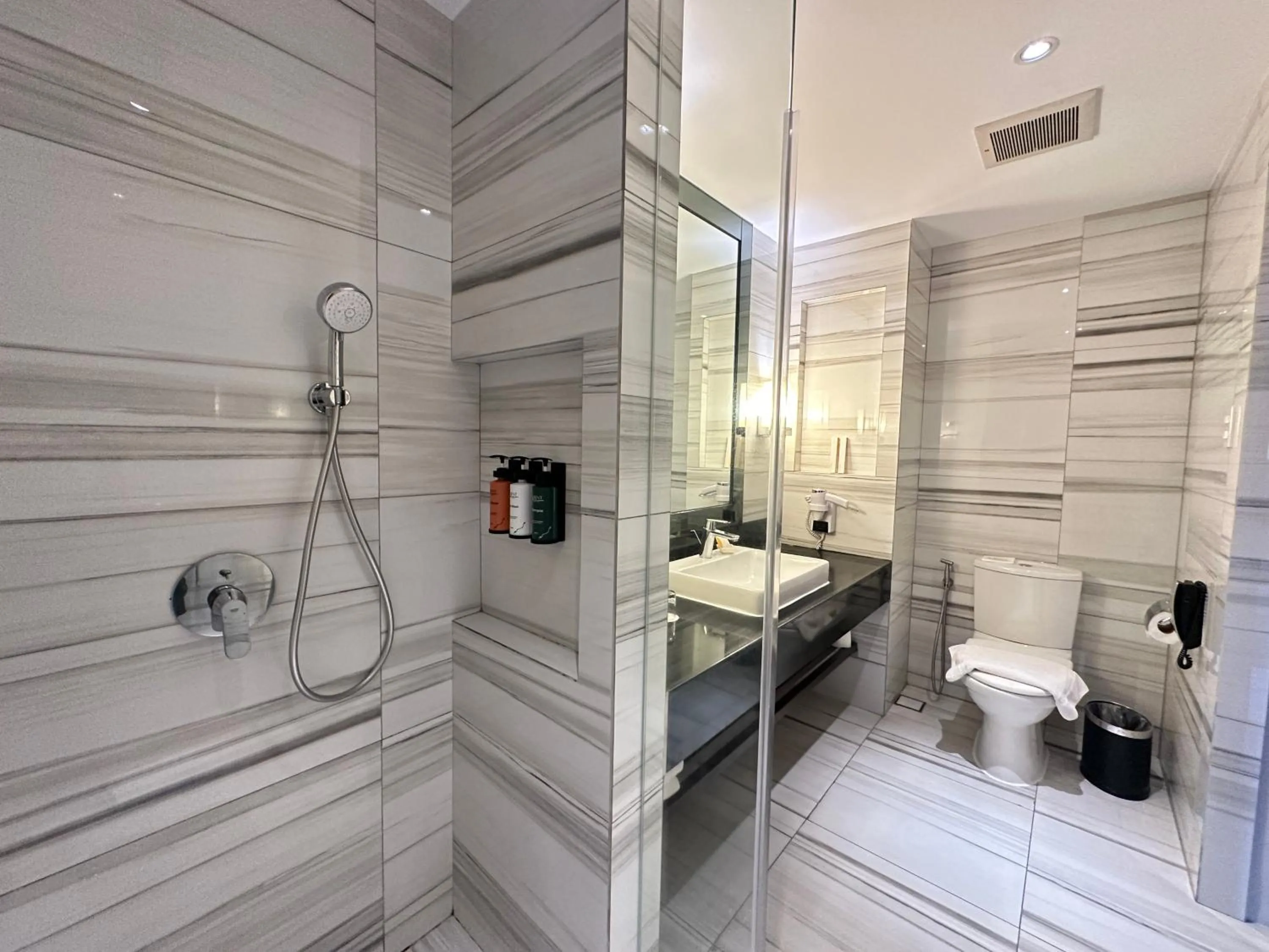 Bathroom in Luxent Hotel