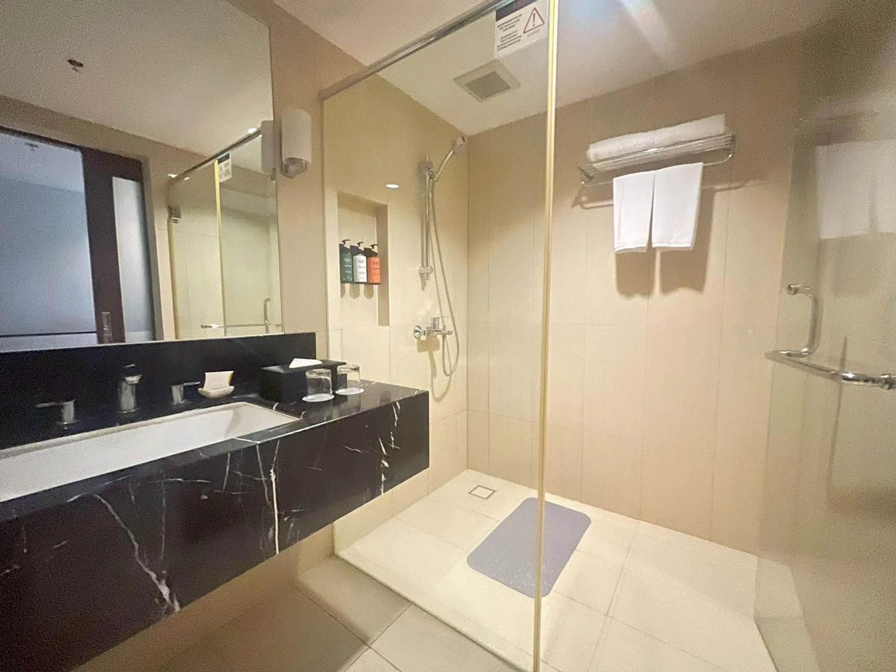 Bathroom in Luxent Hotel