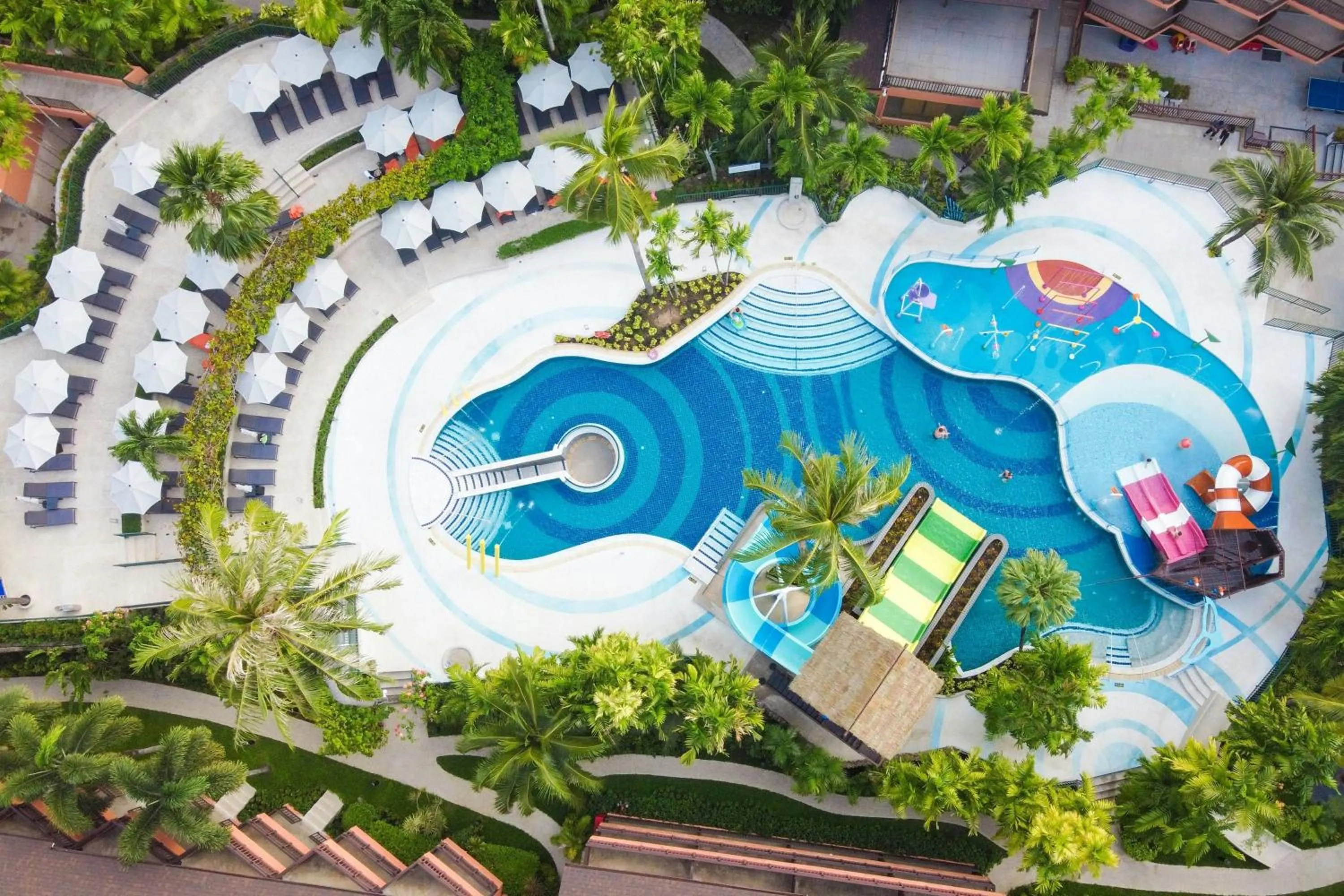 Swimming pool in Courtyard by Marriott Phuket, Patong Beach Resort