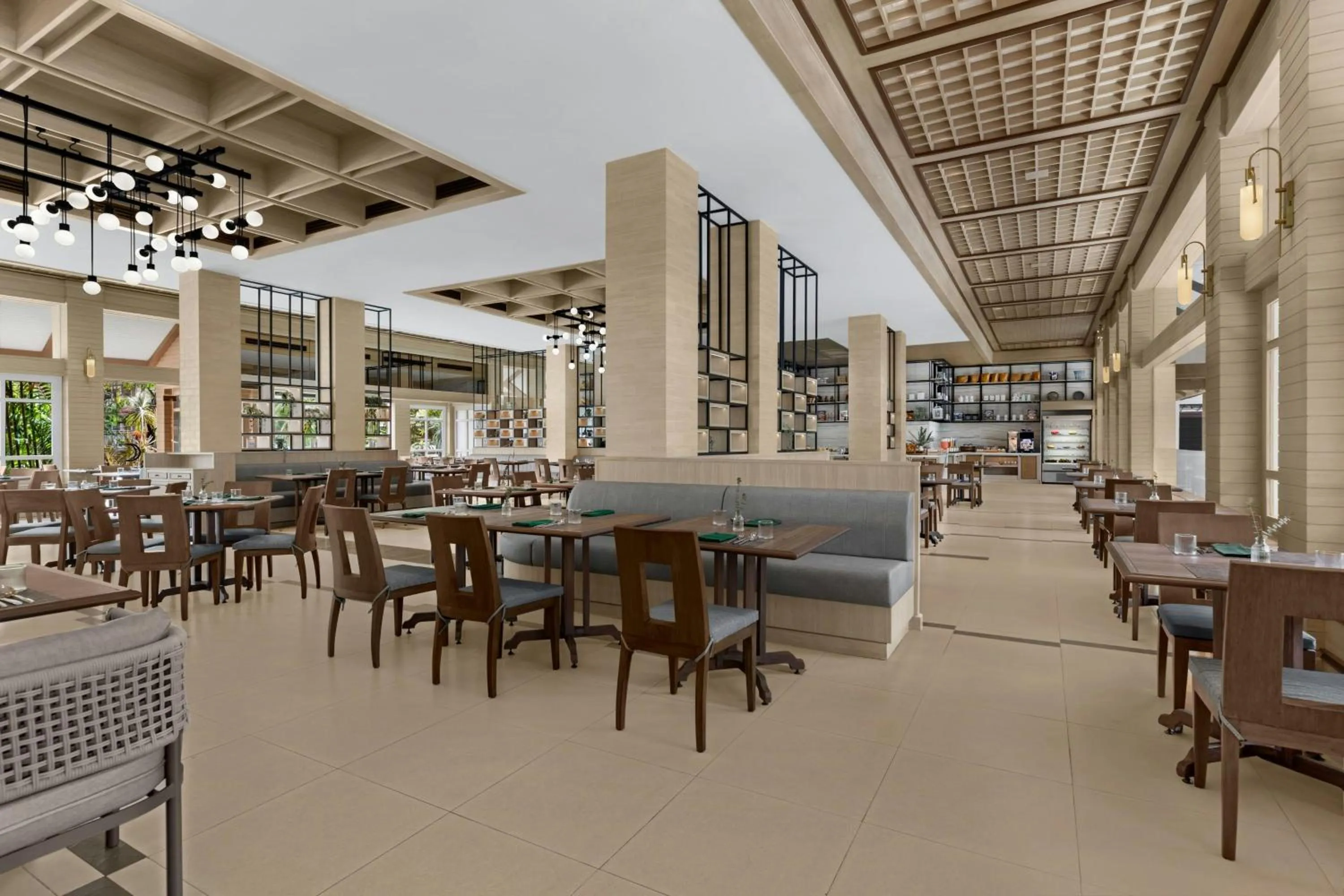 Restaurant/places to eat in Courtyard by Marriott Phuket, Patong Beach Resort