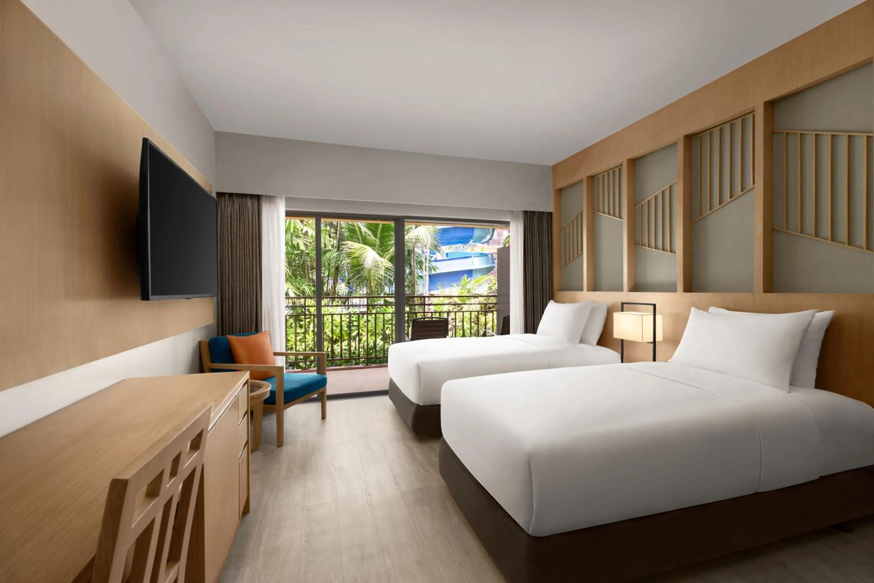 TV and multimedia, Bed in Patong Merlin Hotel - SHA Plus