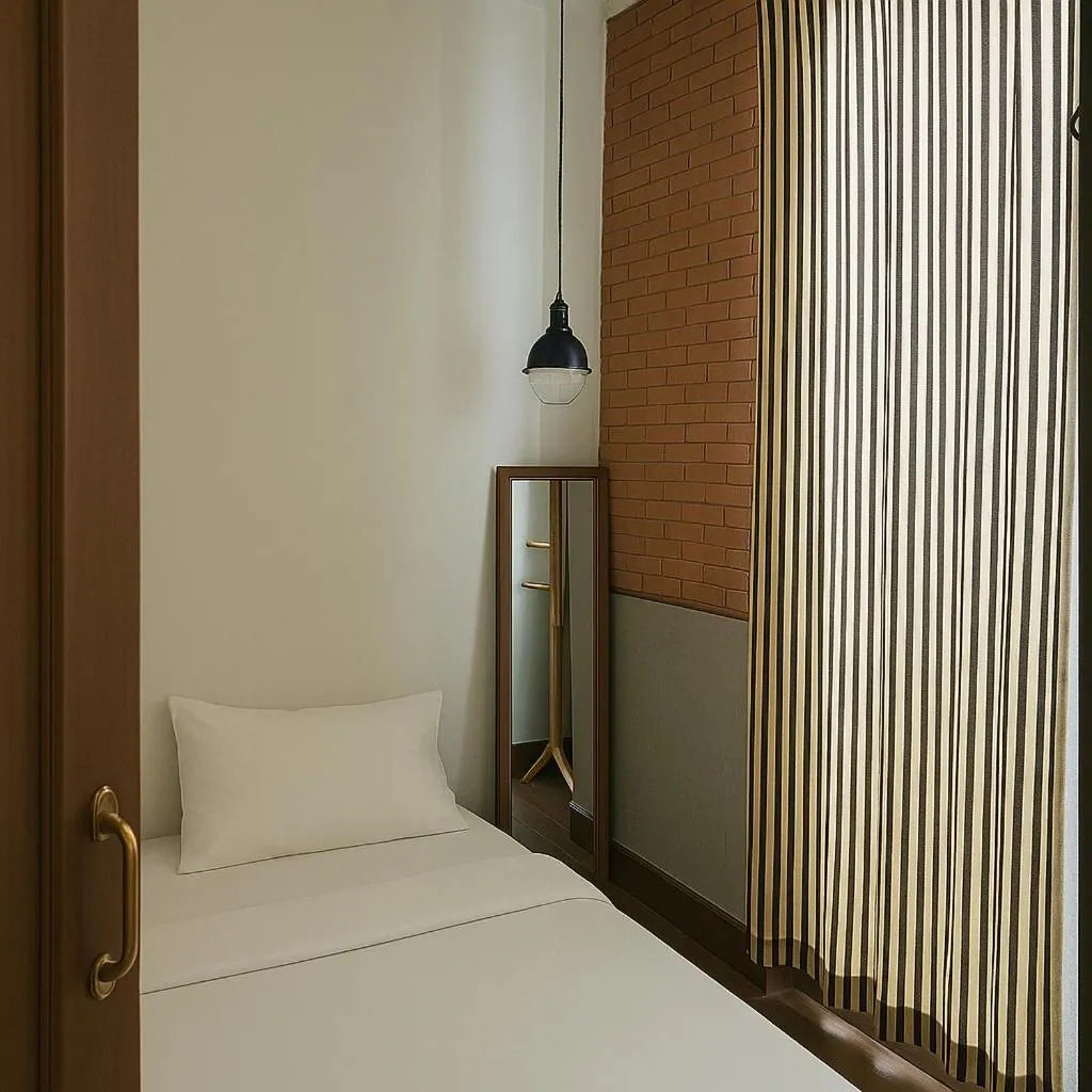 Bedroom, Bed in Khunluang Hostel