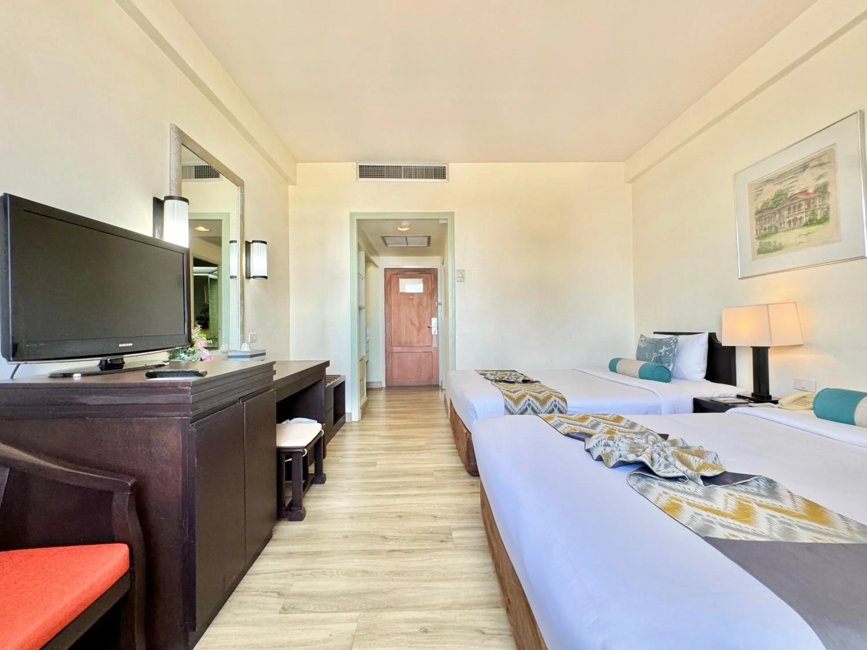 Bedroom in Phuket Merlin Hotel