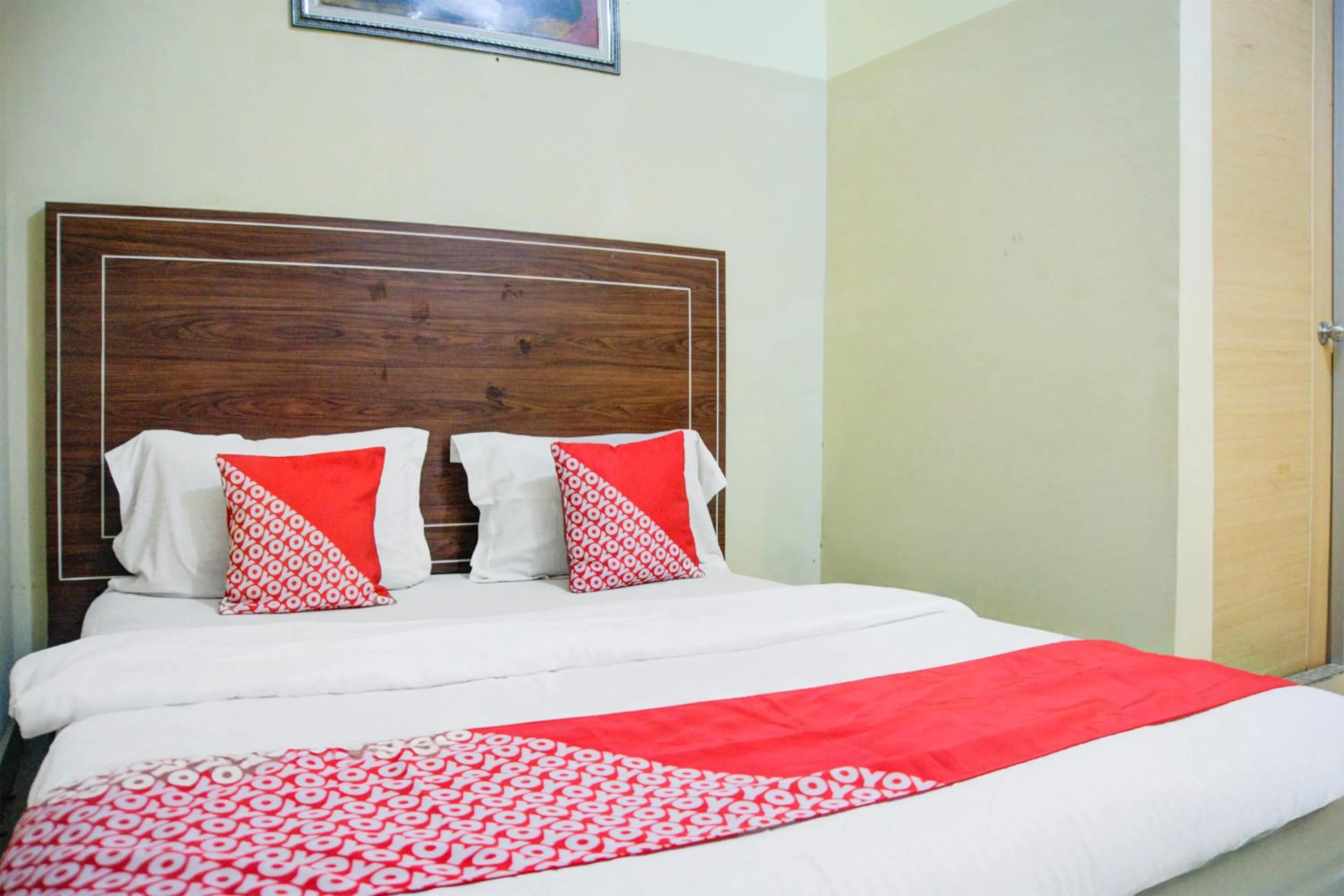 Bed in Hotel O Angkatan 45 Near Istana Gubernur Formerly Maleo Hotel