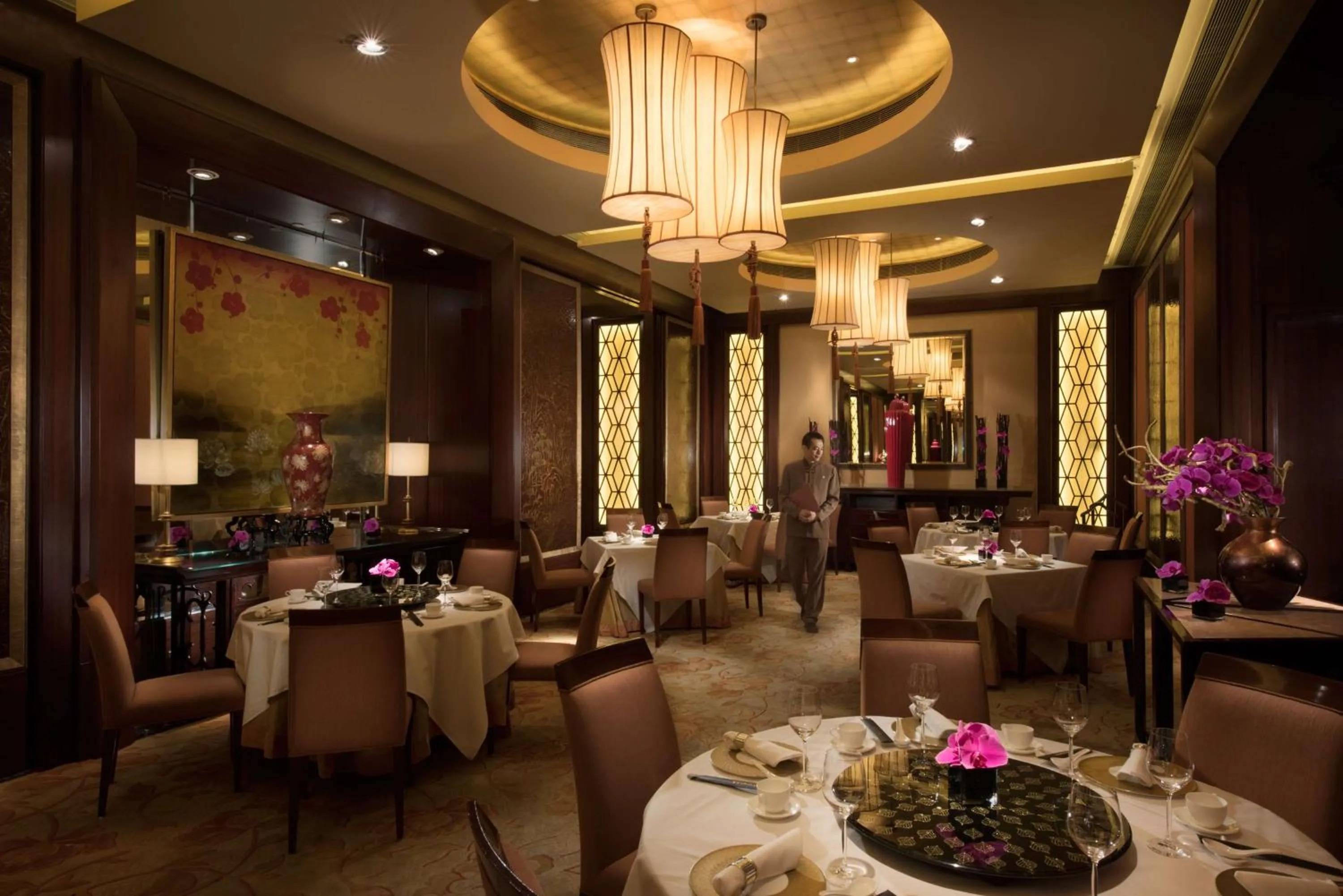 Restaurant/places to eat in Conrad Hong Kong