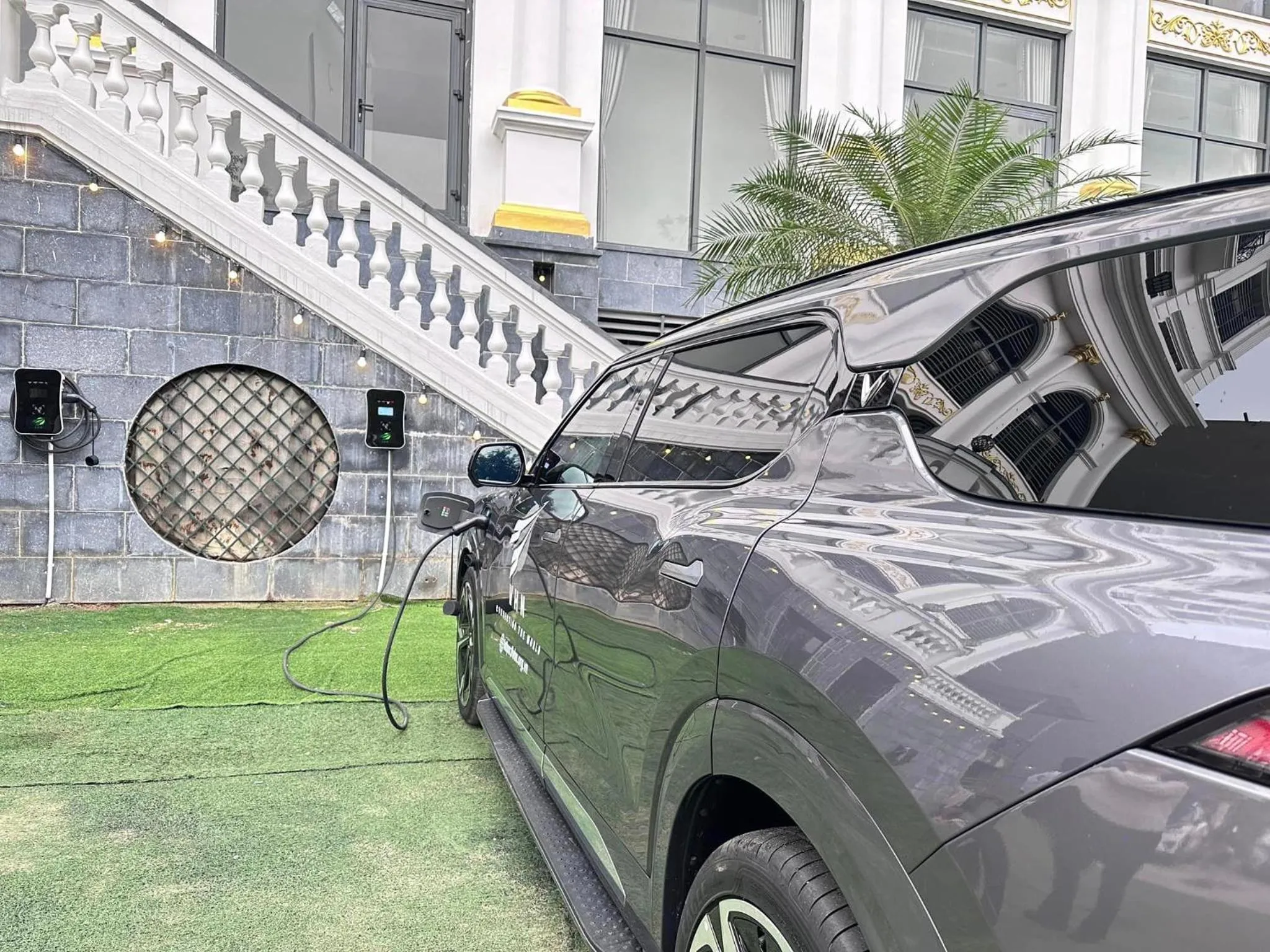 Parking in Phoenix Hotel Hà Giang