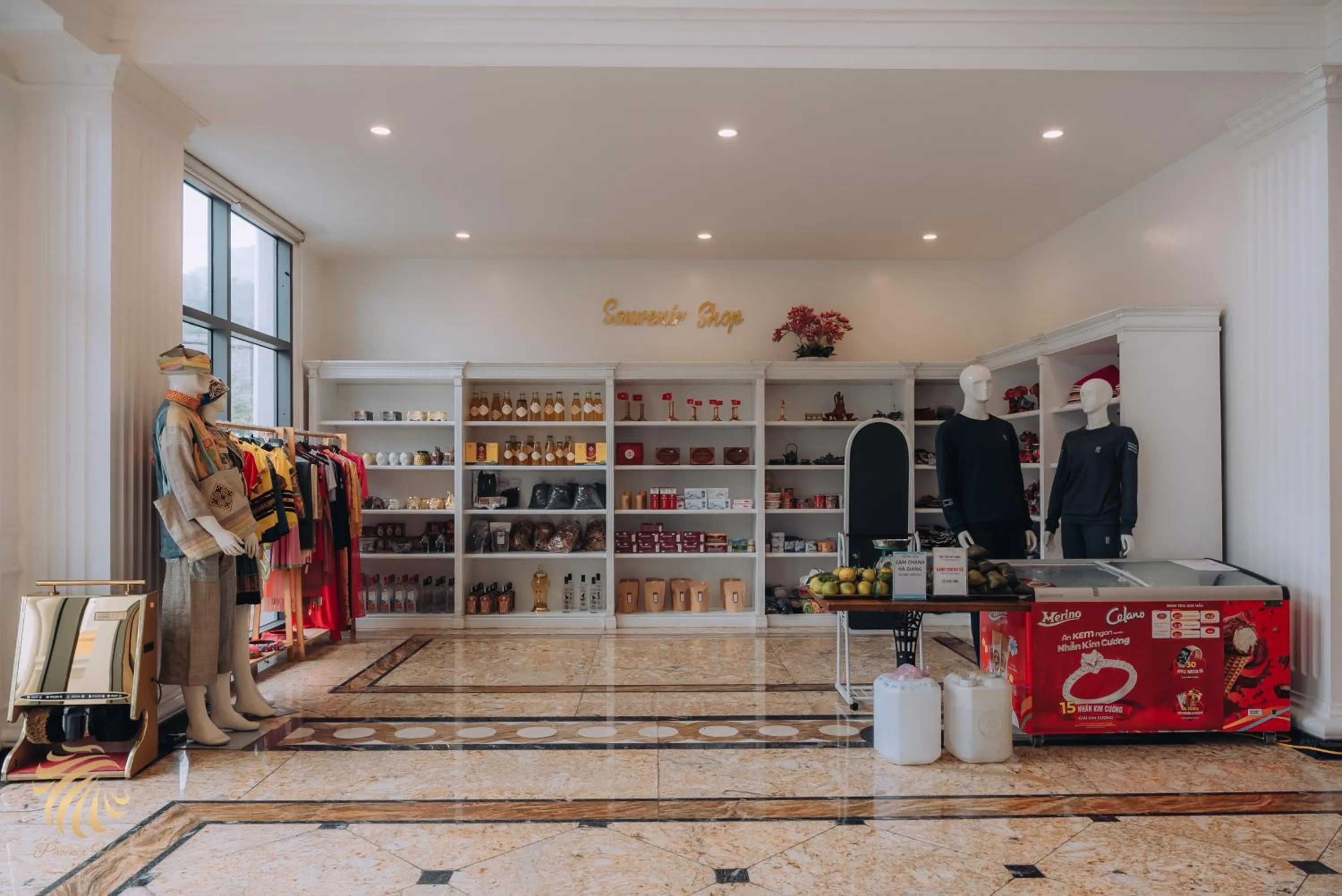 concierge in Phoenix Hotel Hà Giang