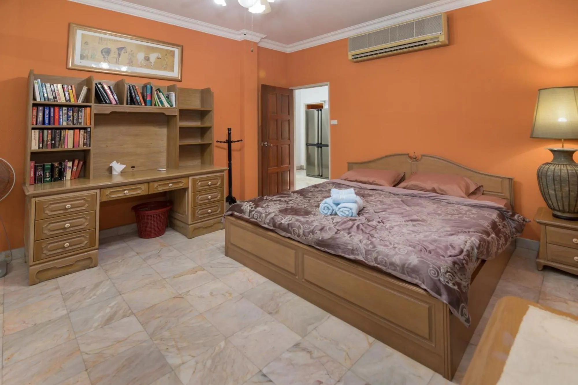 Photo of the whole room, Bed in Siri Villas Pattaya