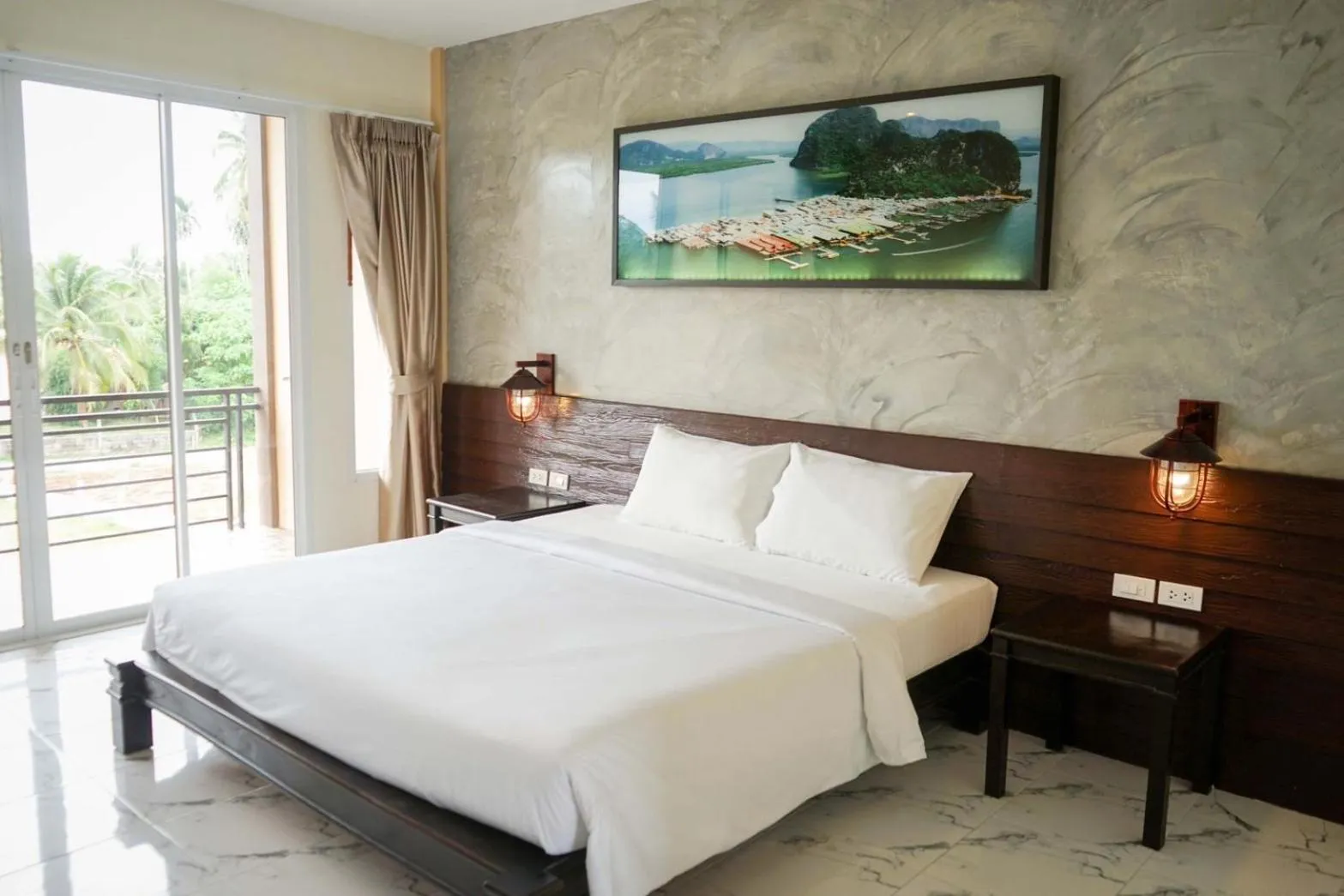 Bed in Khaolak Suthawan Resort - SHA Plus