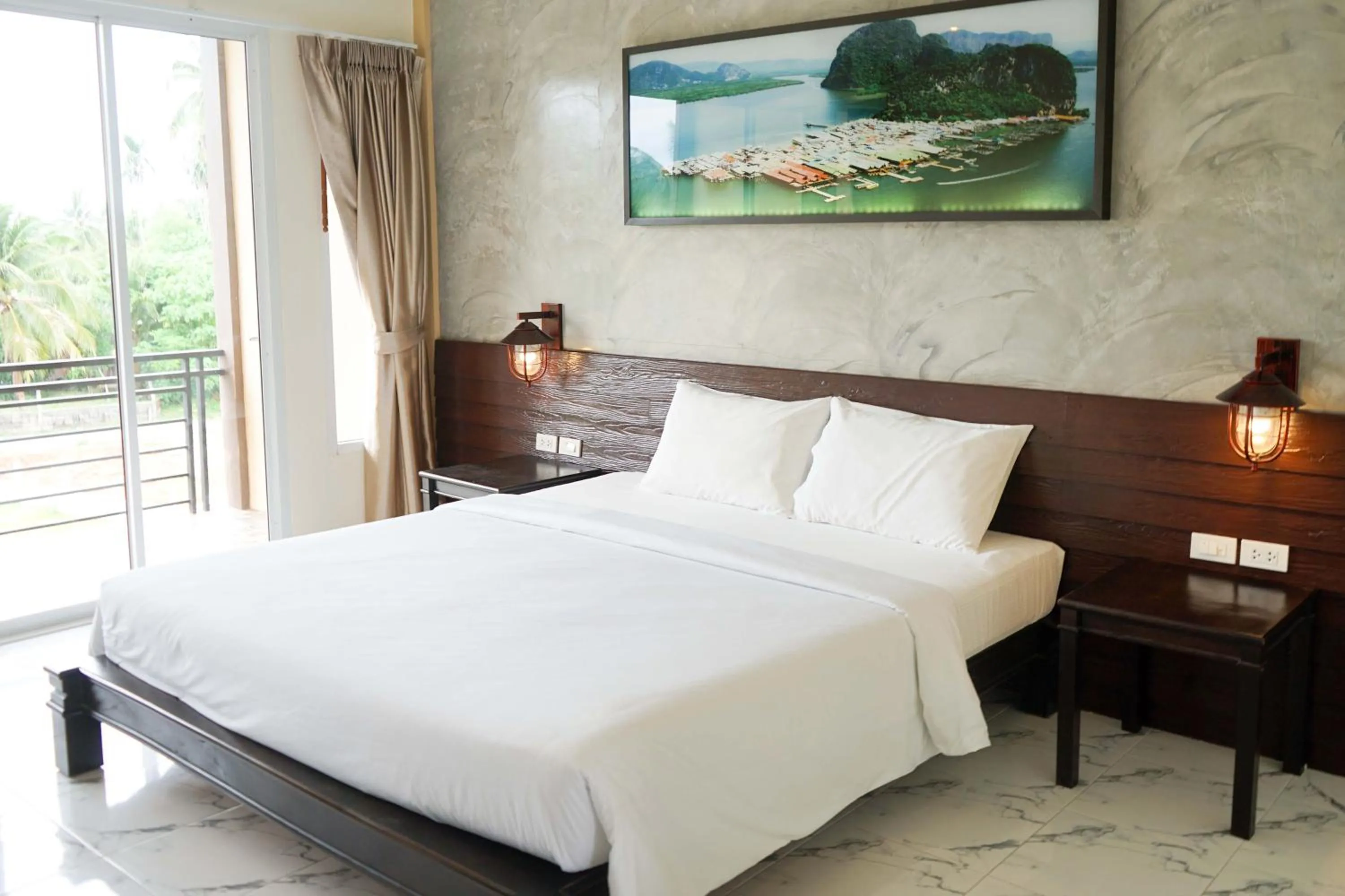 Bed in Khaolak Suthawan Resort - SHA Plus