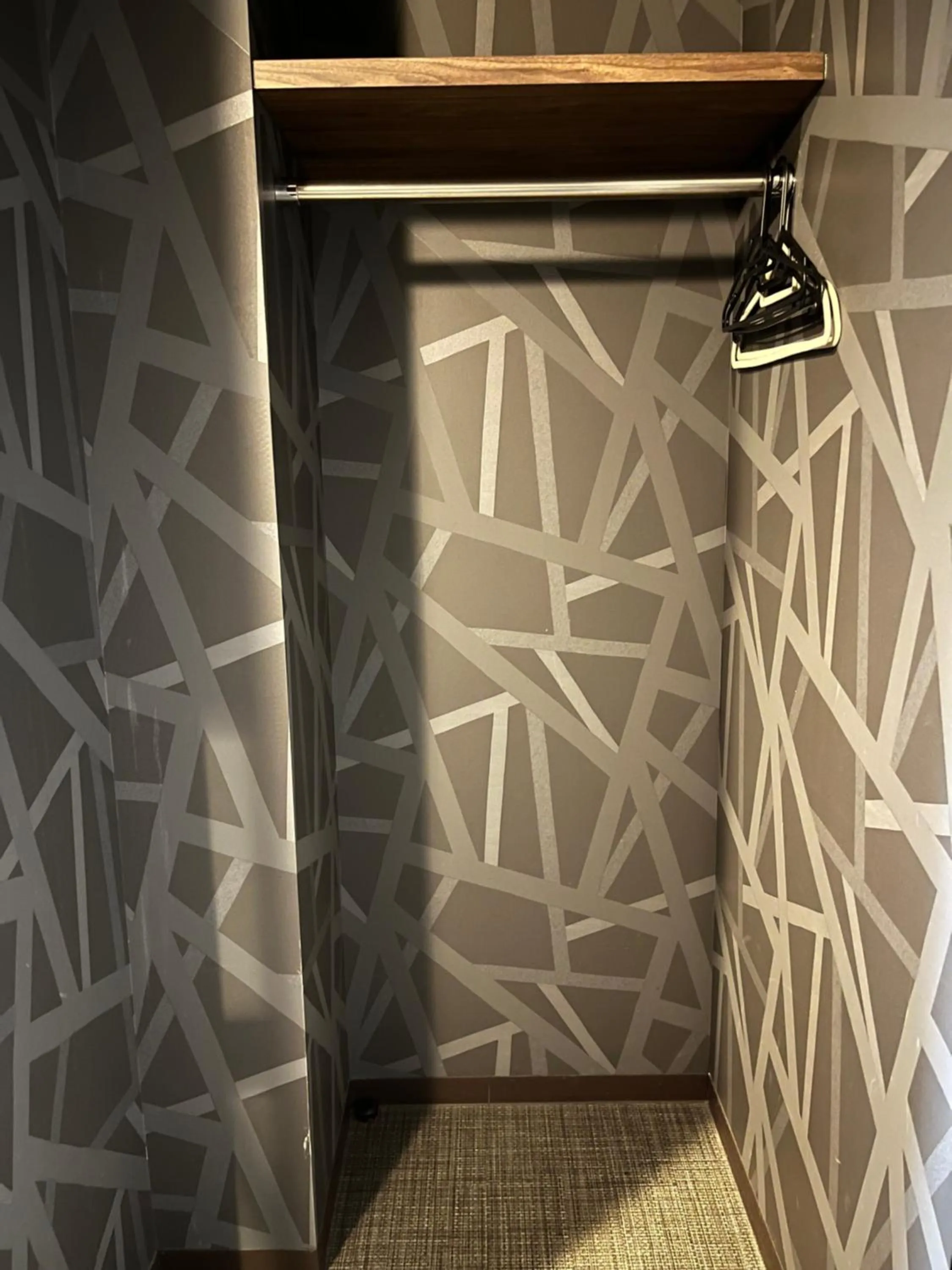 wardrobe in BEPPU HOSTEL U&T