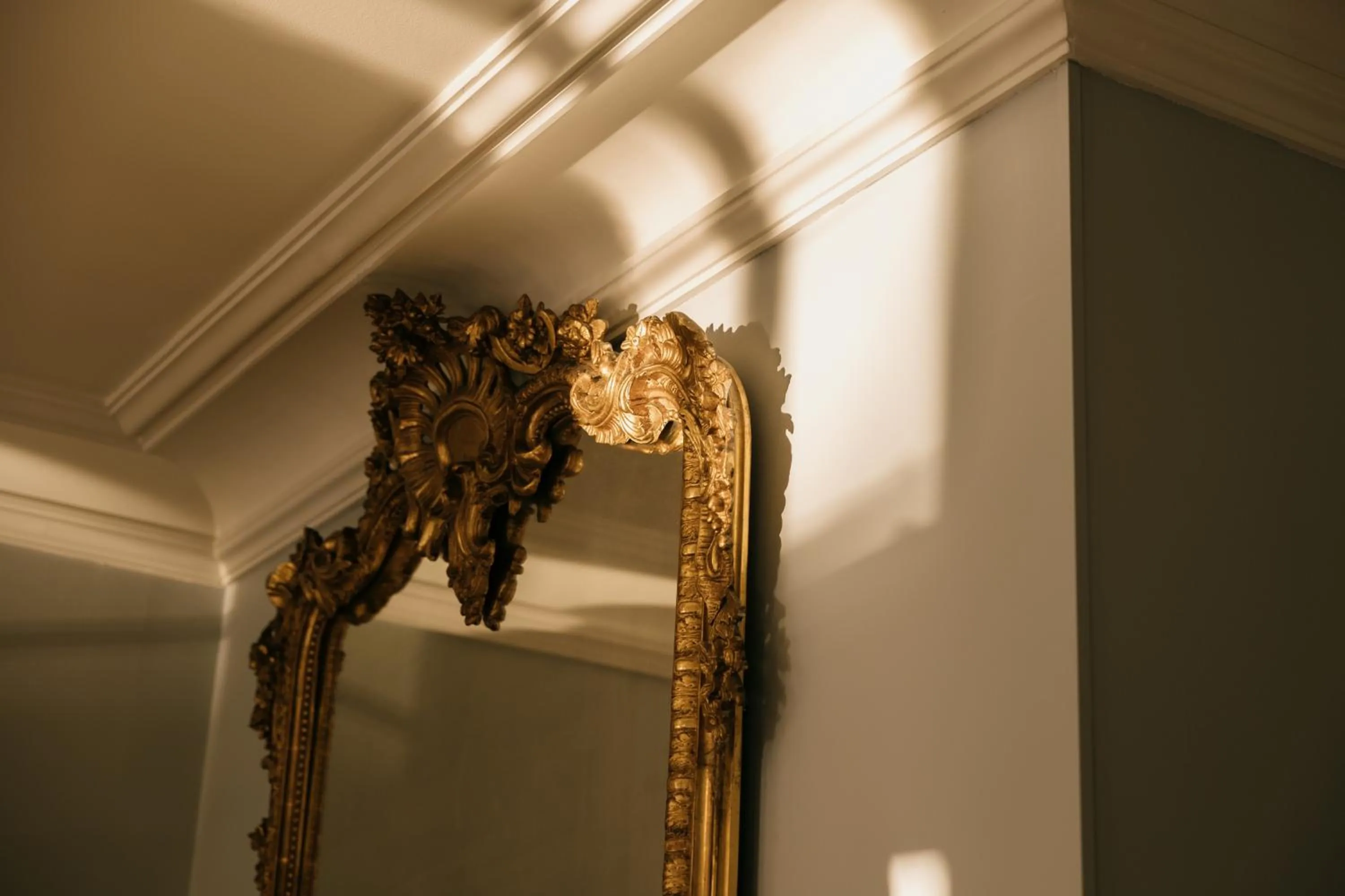 Bedroom in Hôtel de Toiras