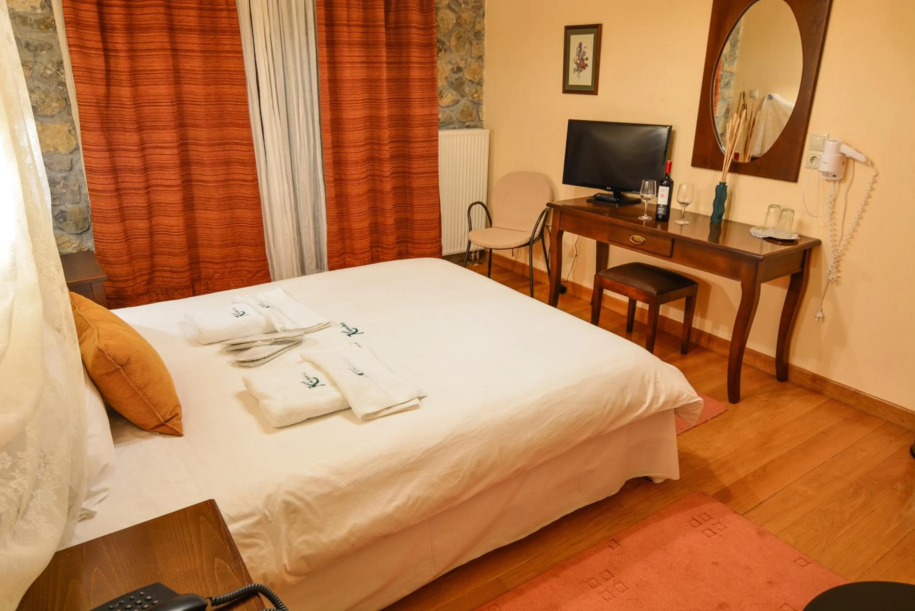 Bedroom, Bed in Karyatis Resort