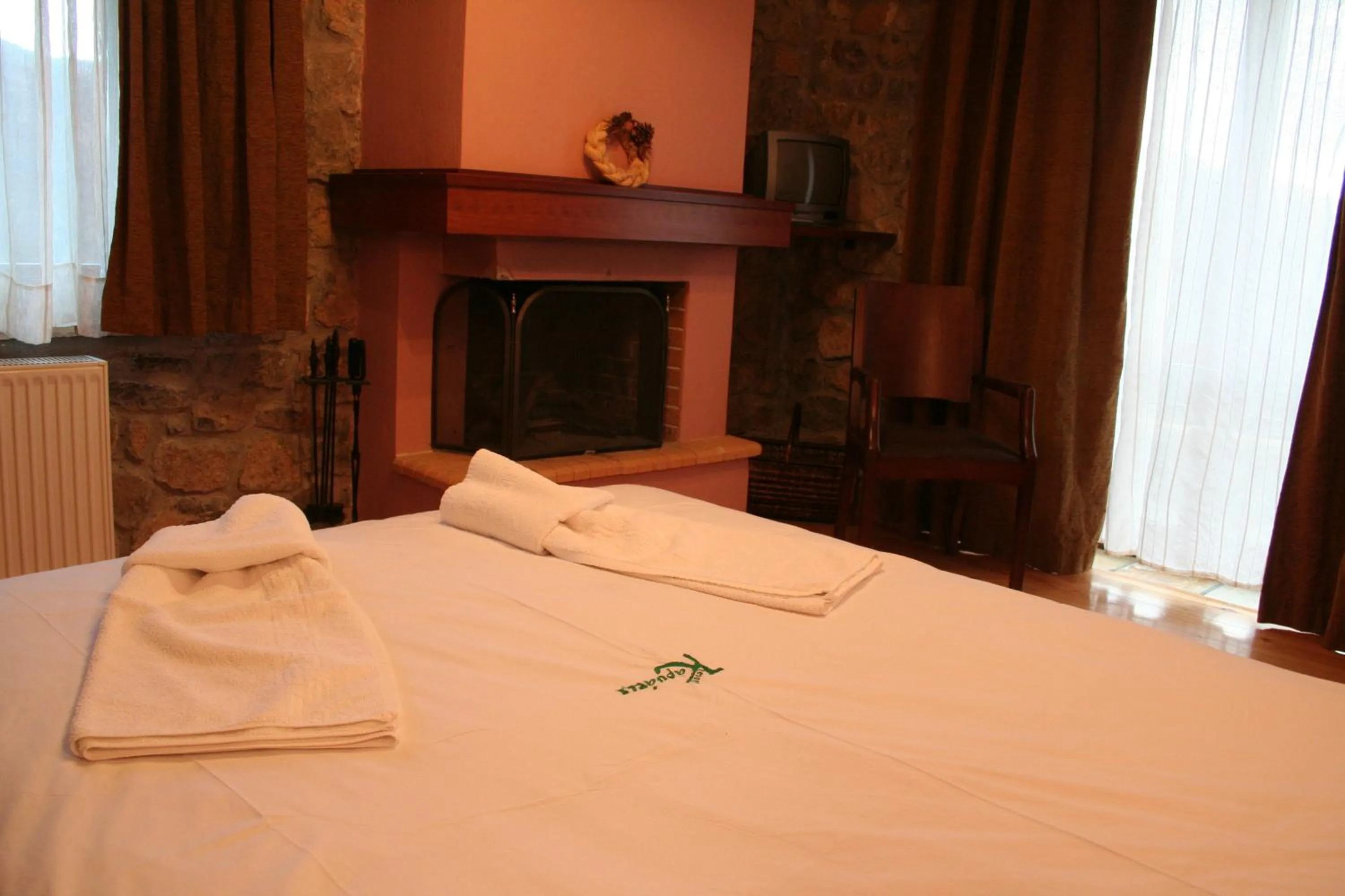 Bed in Karyatis Resort