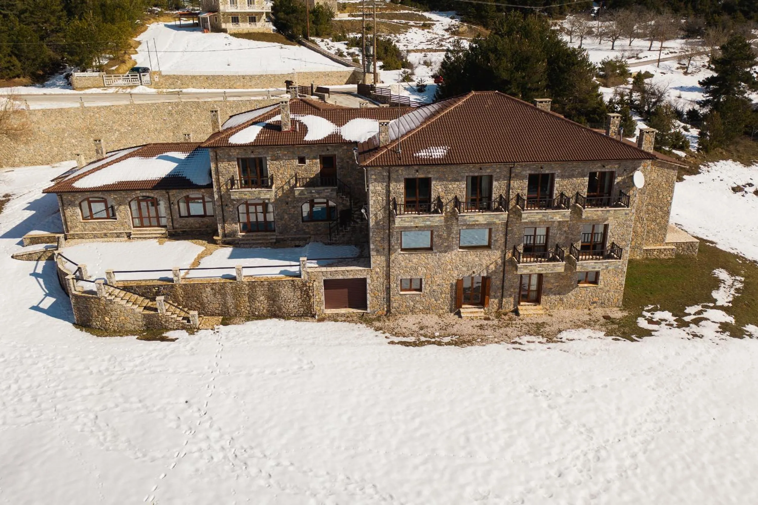 Property building in Karyatis Resort