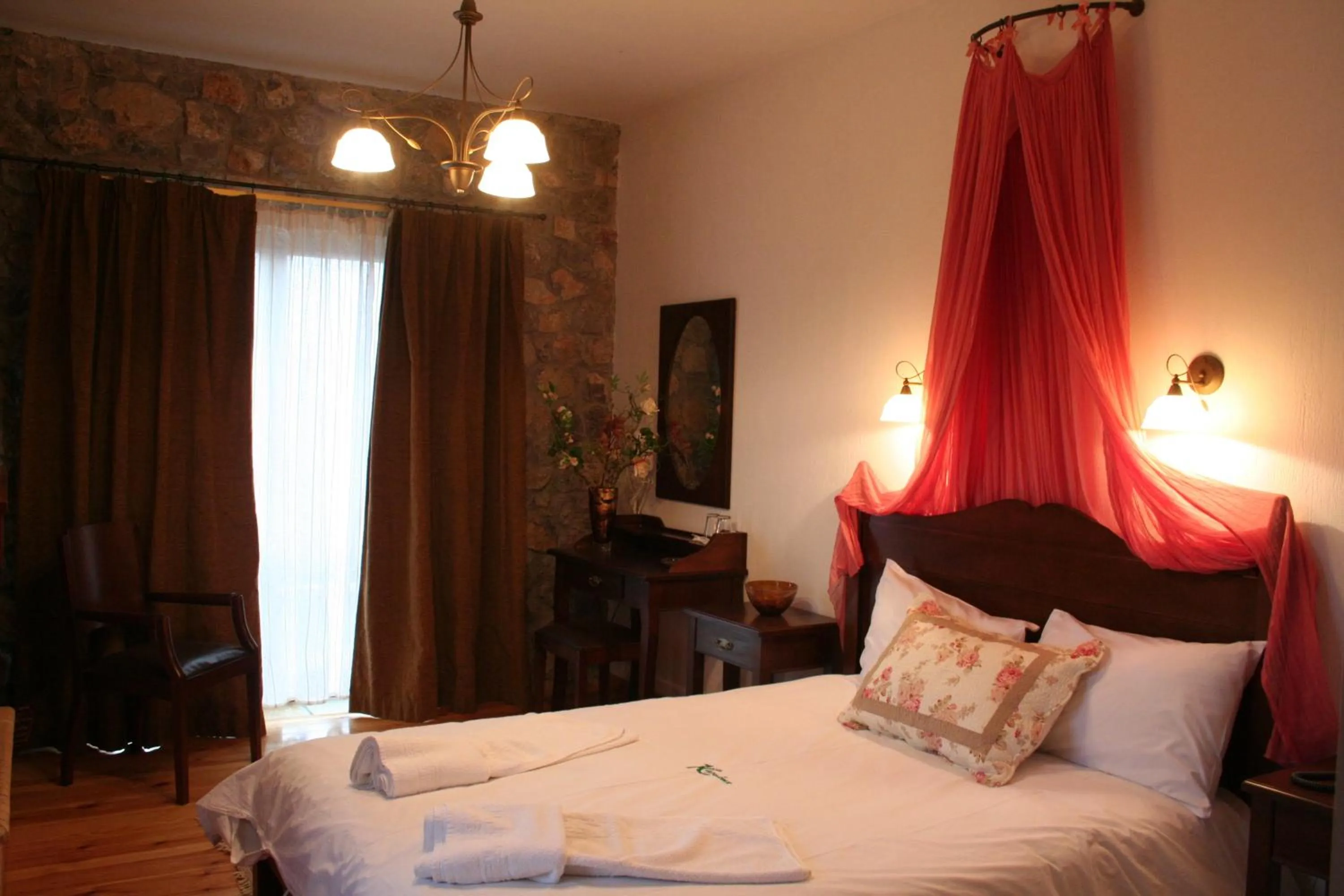 Bed in Karyatis Resort