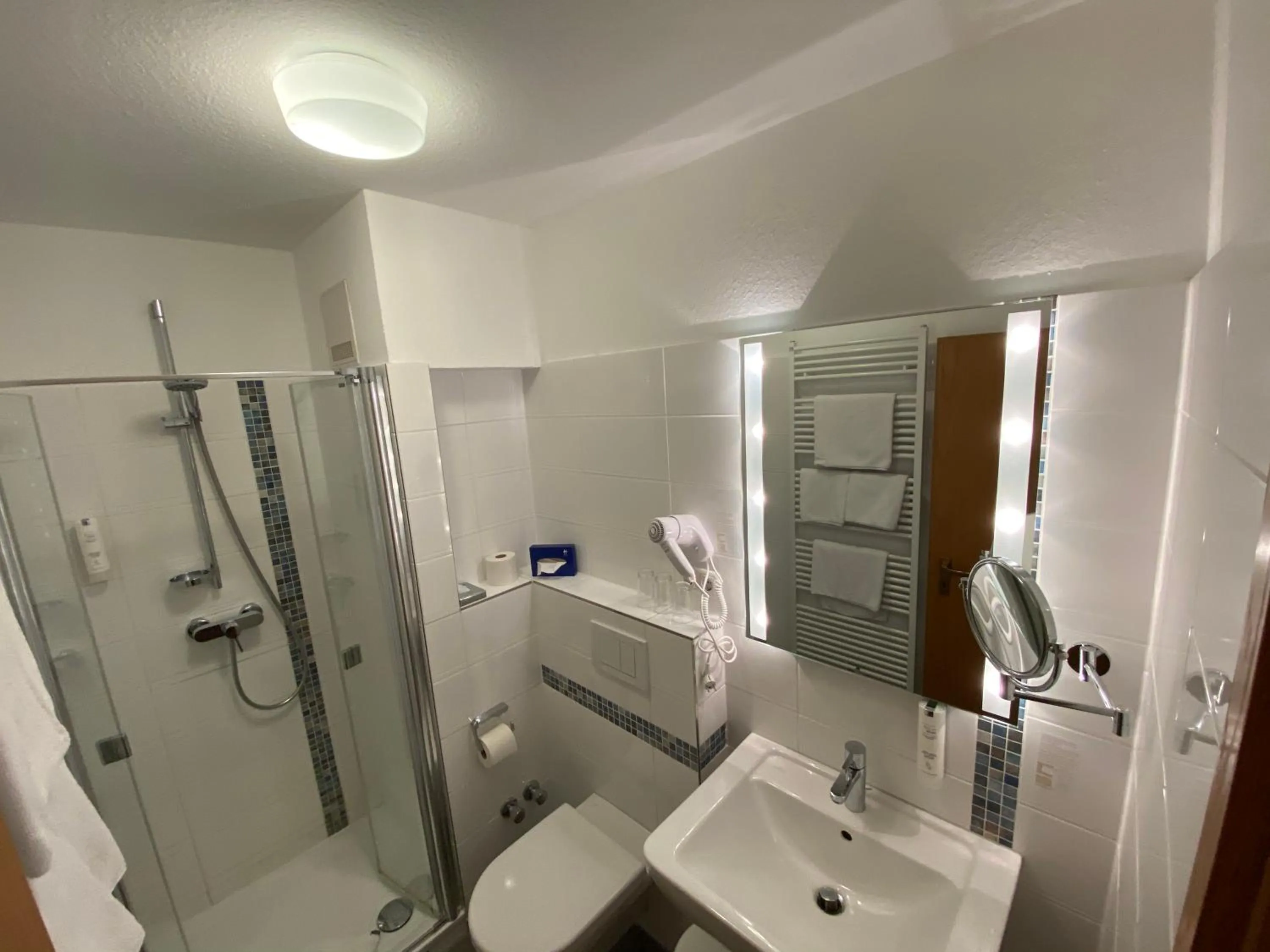 Bathroom in Hafen Hotel Schützenhof