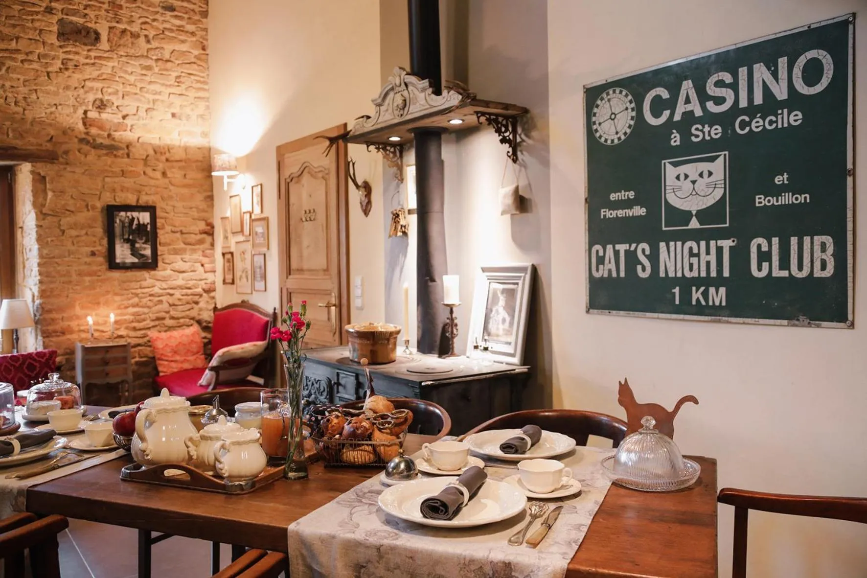 Breakfast in Les Chambres du Chat