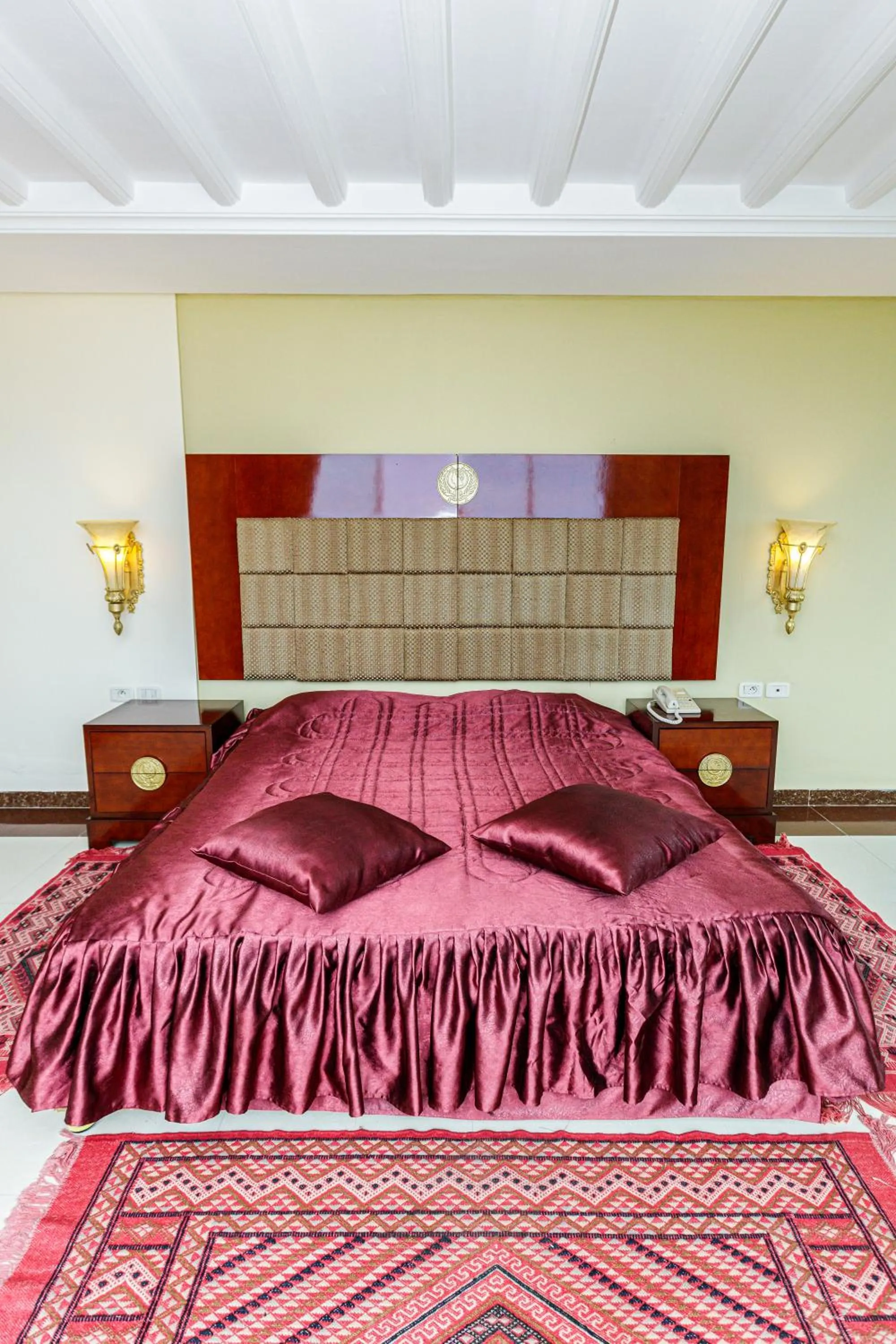 Bed in César Palace Sousse