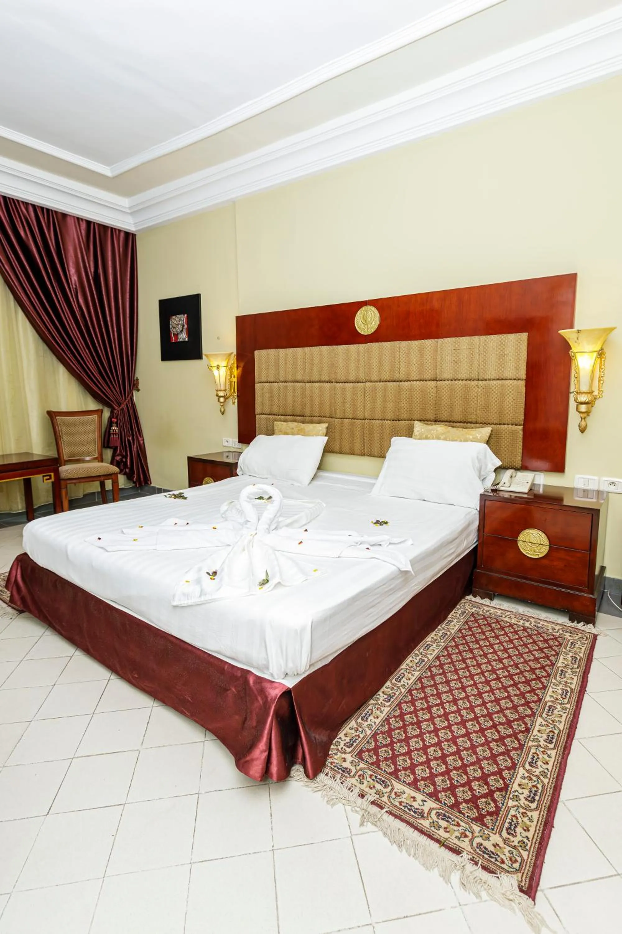 Bed in César Palace Sousse