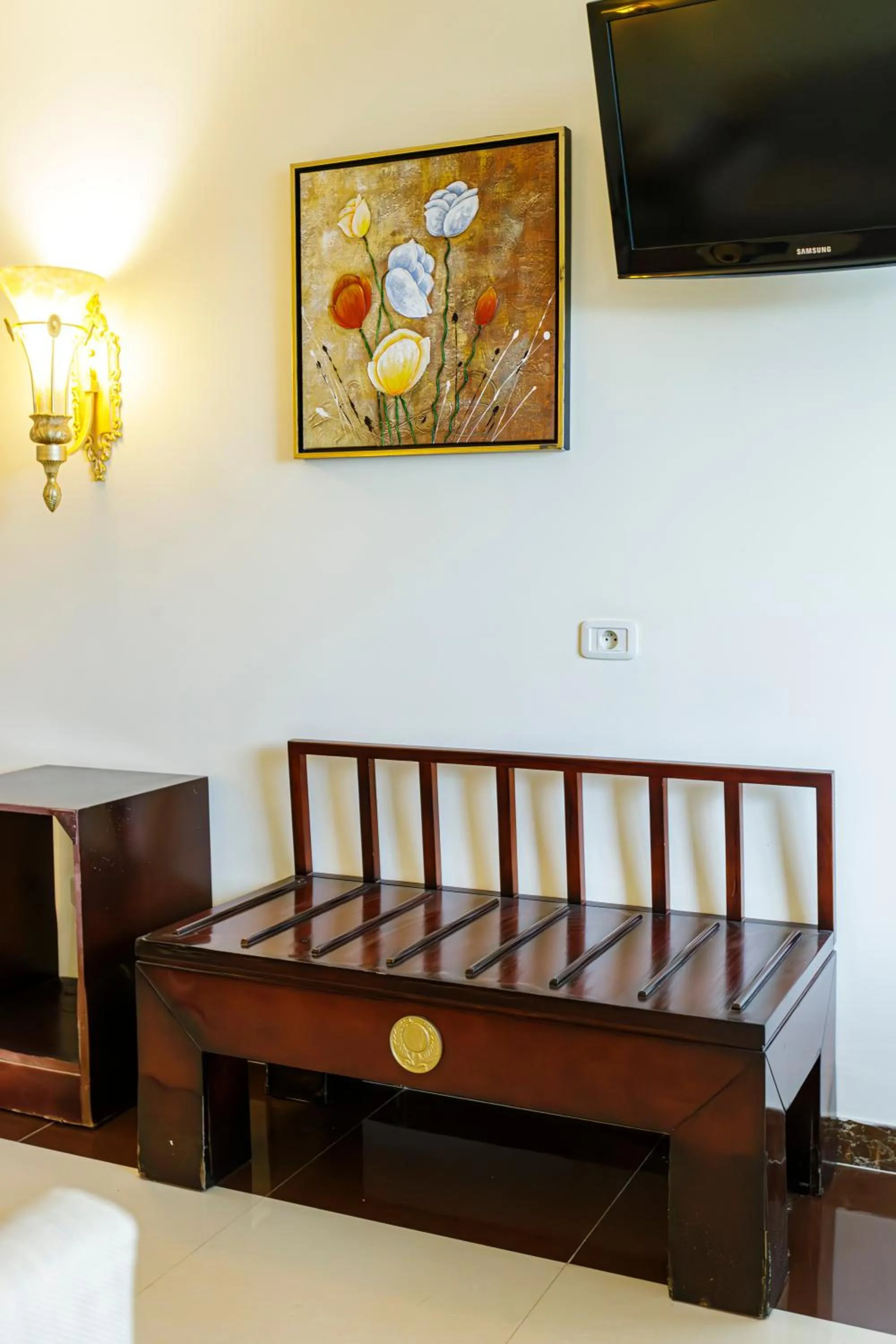 Bed in César Palace Sousse