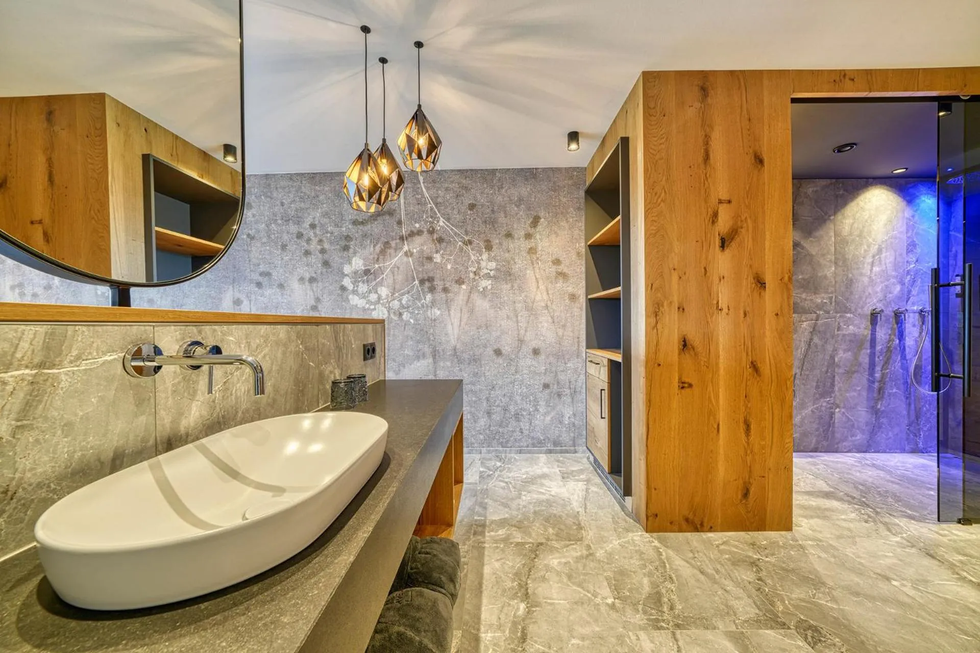 Bathroom in Hotel Avelina