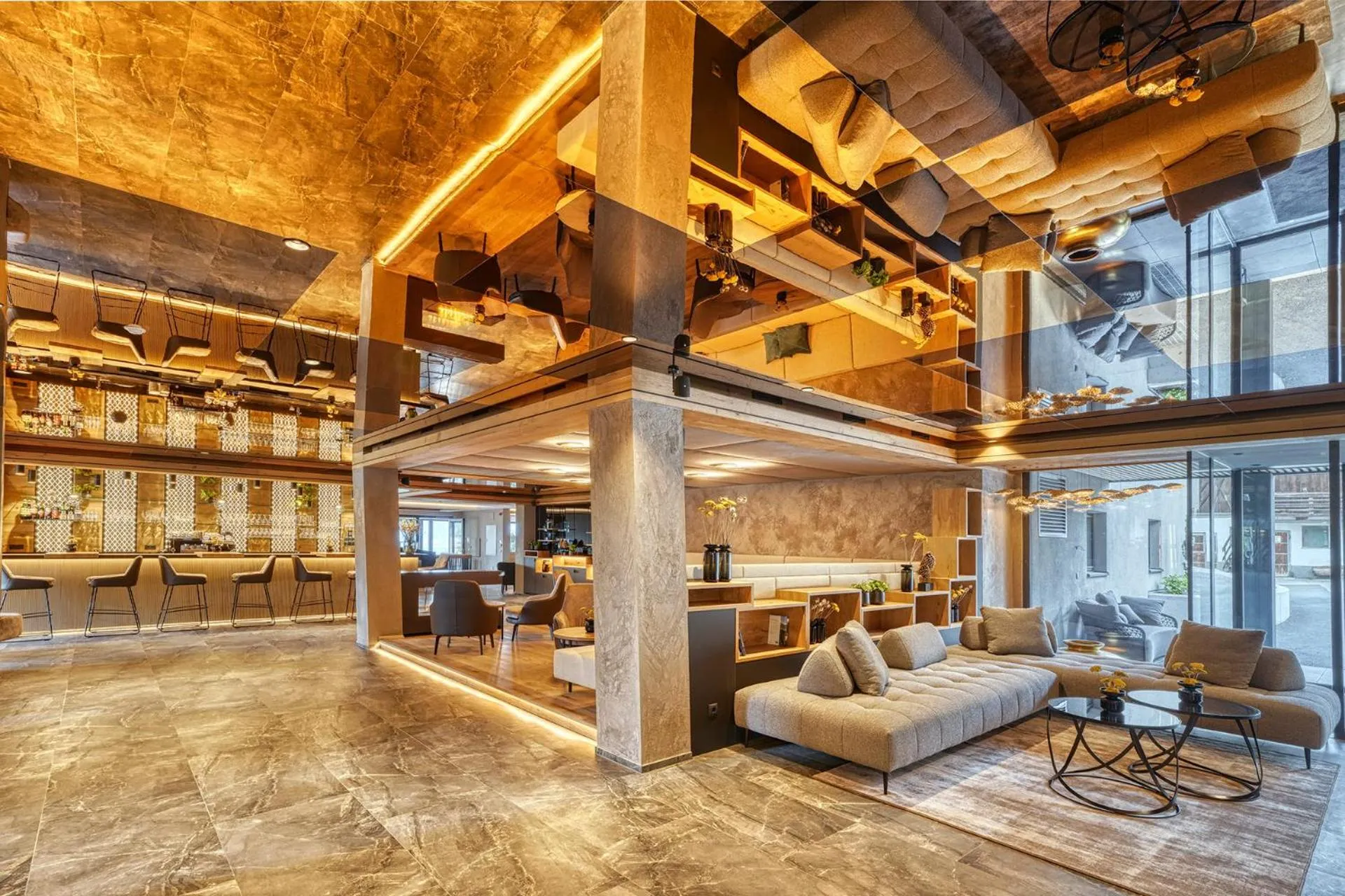 Lobby or reception in Hotel Avelina