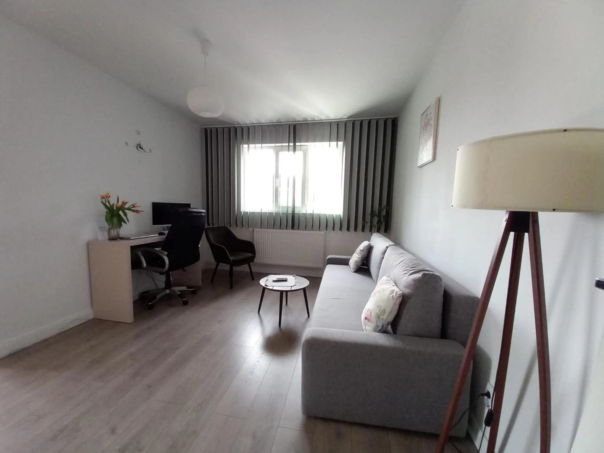 4 Seasons Apartments