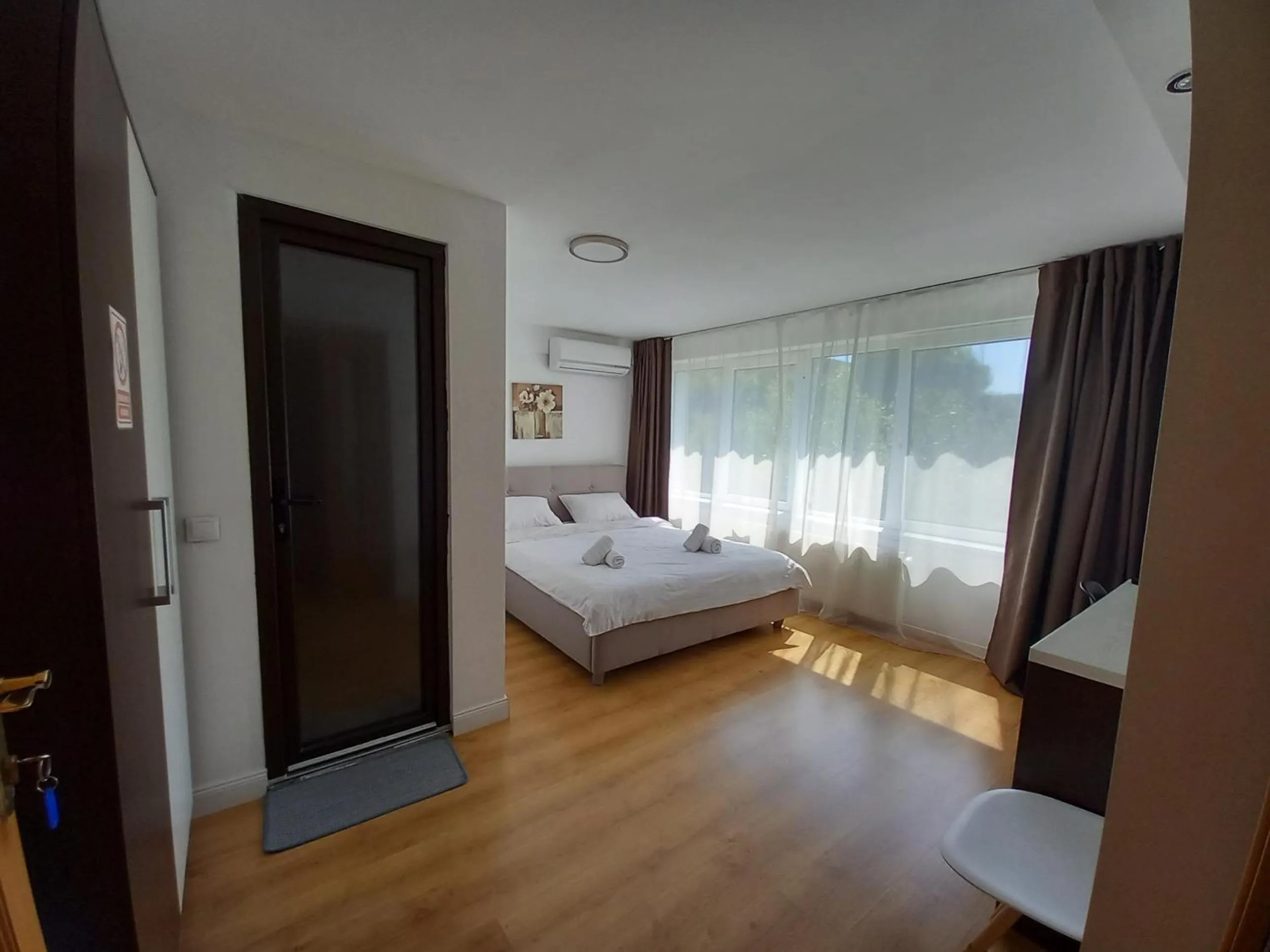 Bed in 4 Seasons Apartments