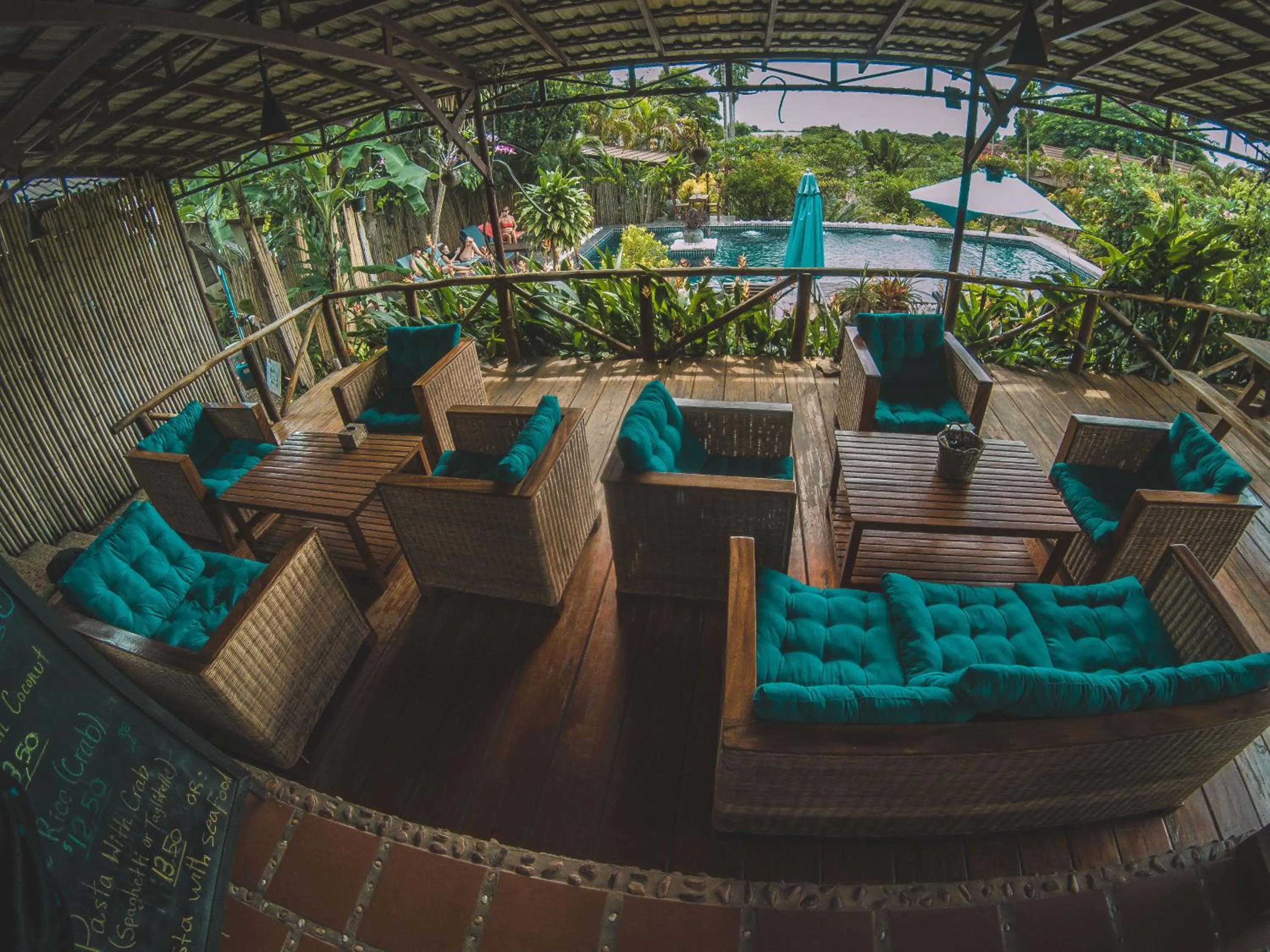 Restaurant/places to eat in Atmaland Resort