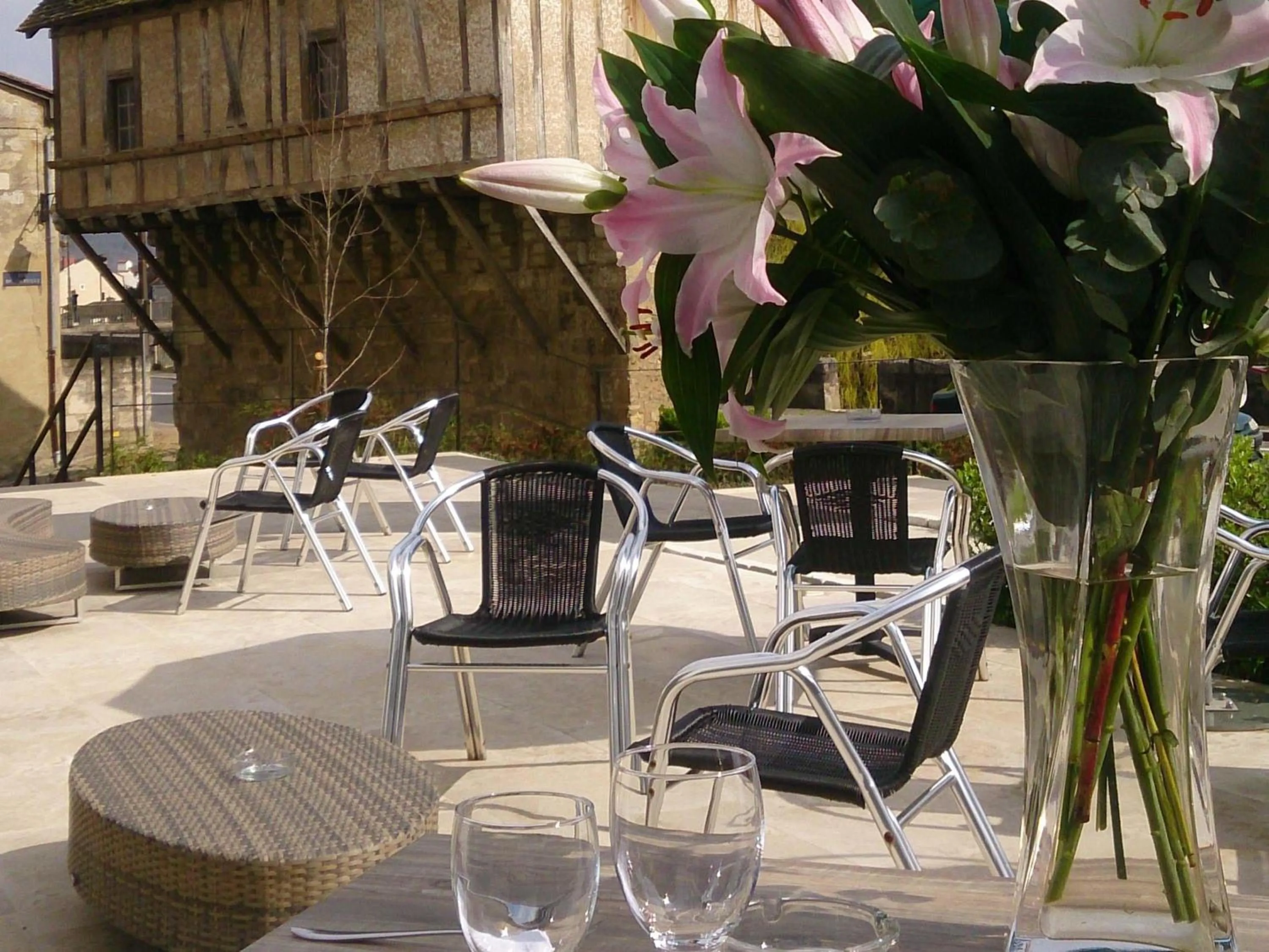 Restaurant/places to eat in ibis Périgueux Centre