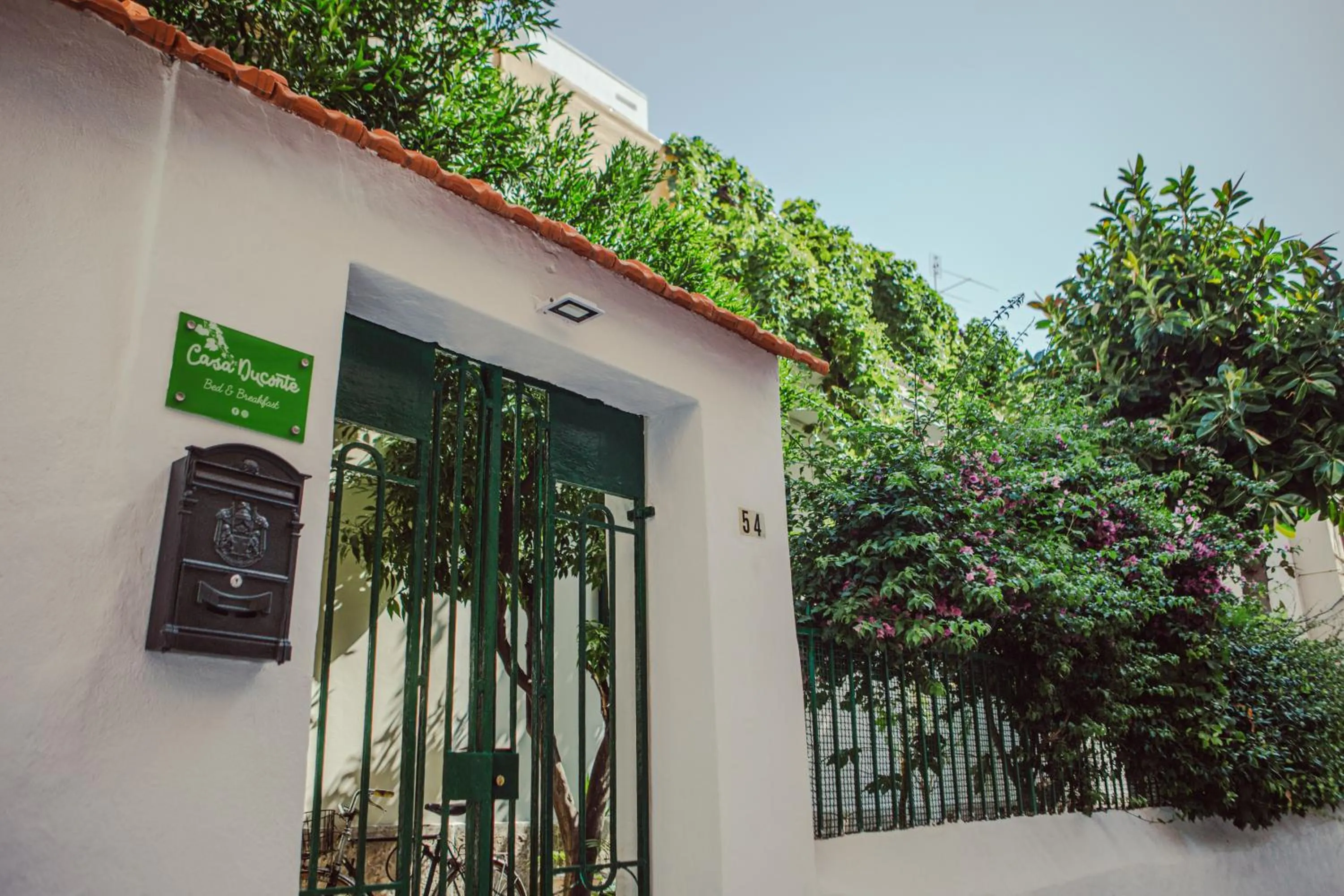 Facade/entrance in Casa Duconte
