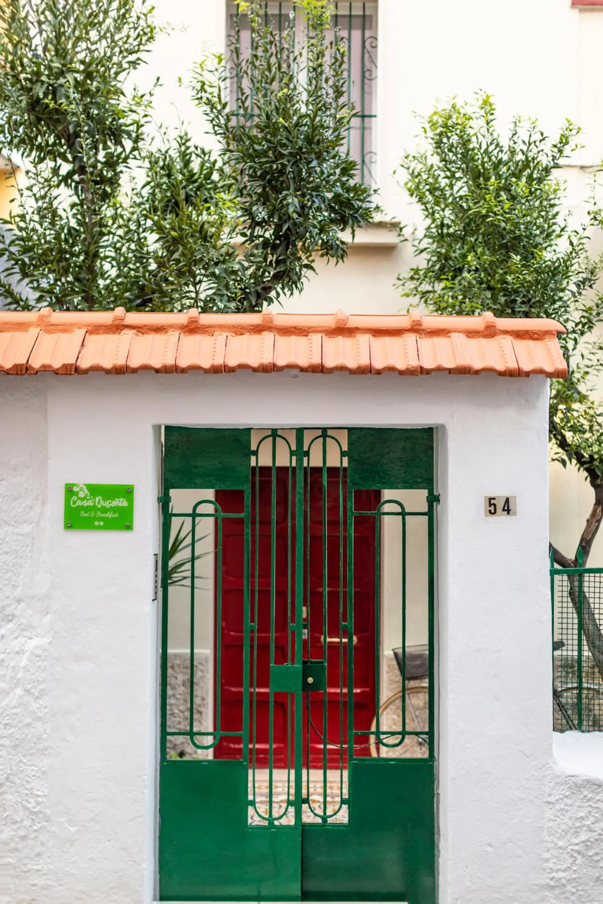 Facade/entrance in Casa Duconte