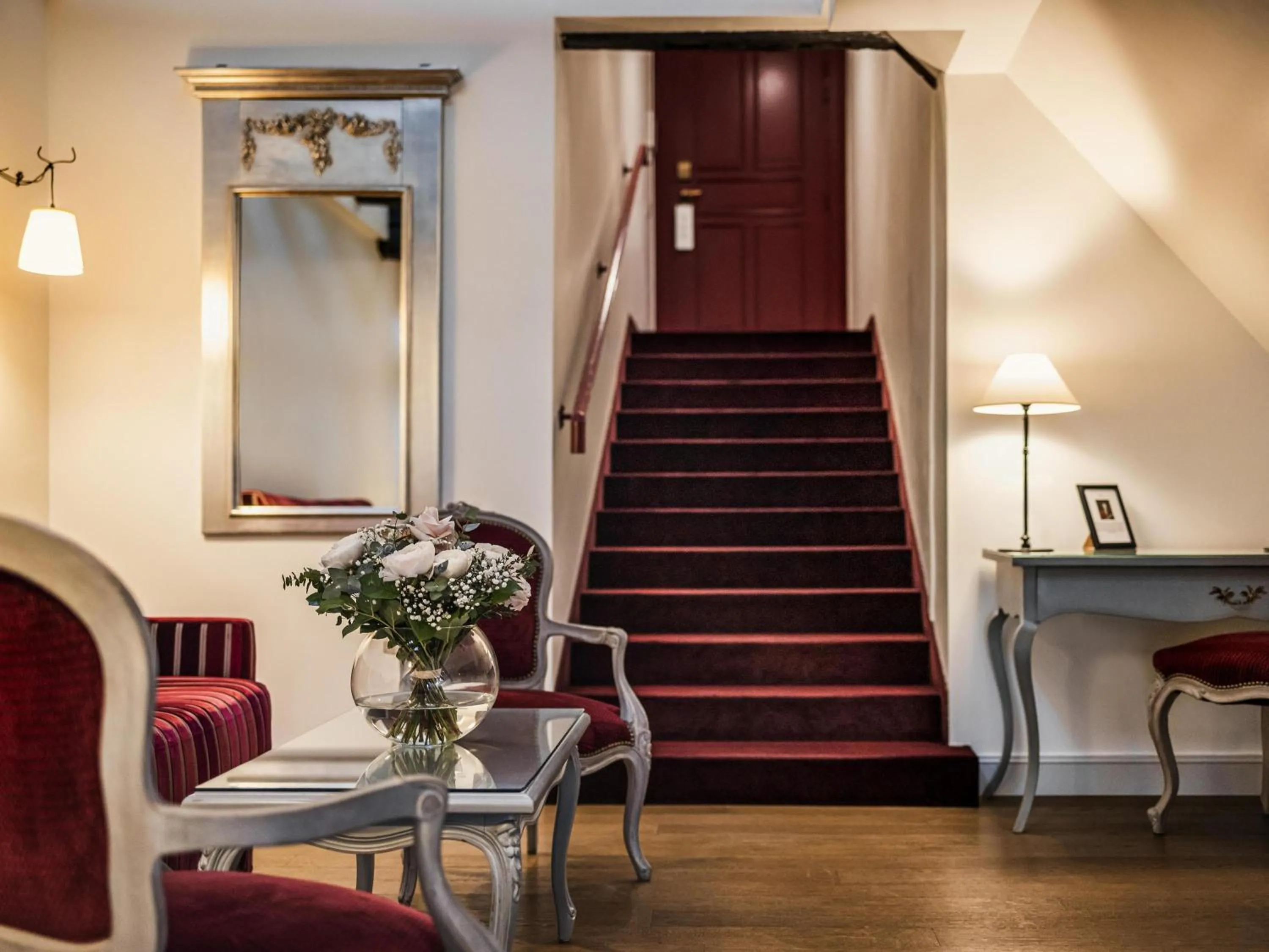 Photo of the whole room in Cour du Corbeau Hotel Strasbourg - MGallery Collection