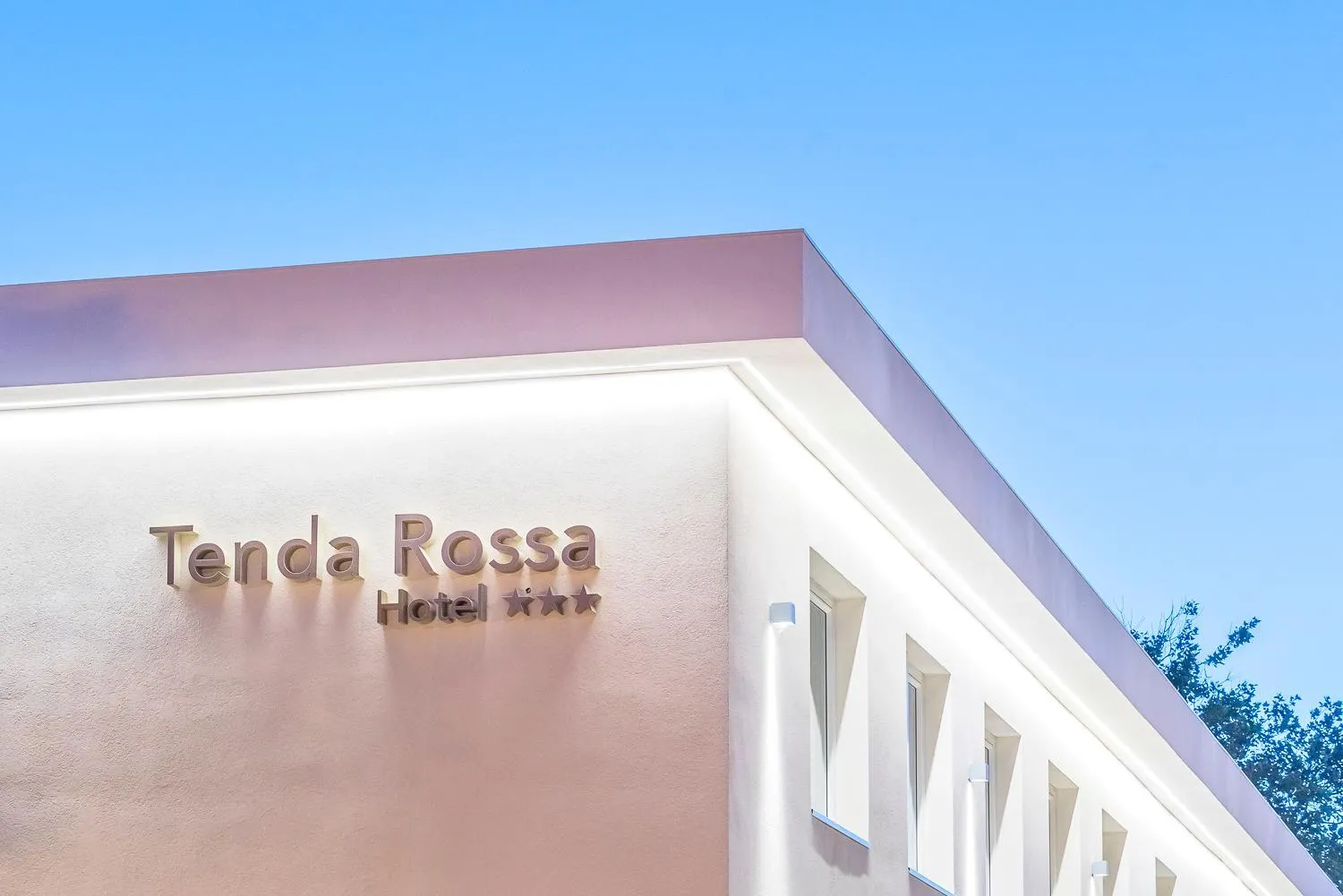 Facade/entrance in Hotel Tenda Rossa
