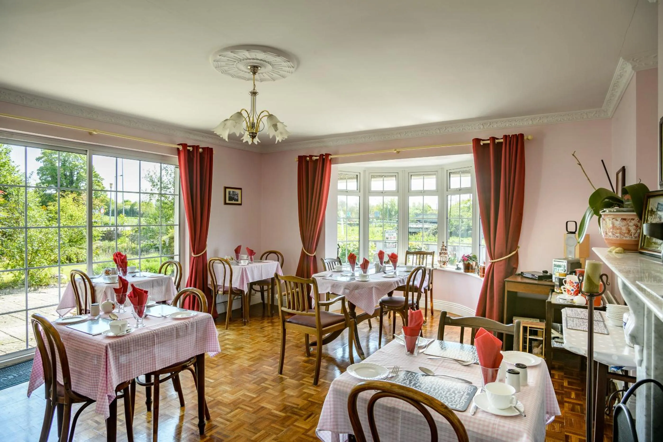 Restaurant/places to eat in Breagagh View B&B