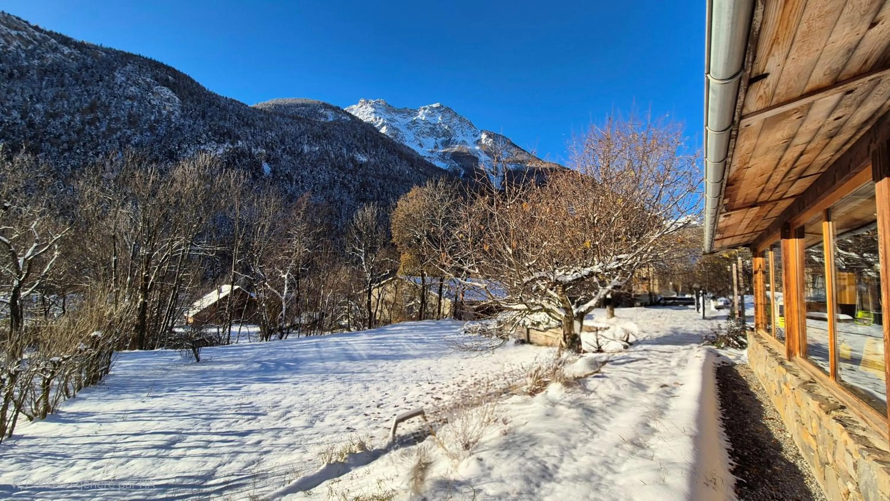 Property building in Hôtel Restaurant Gîtes Les 5 Saisons