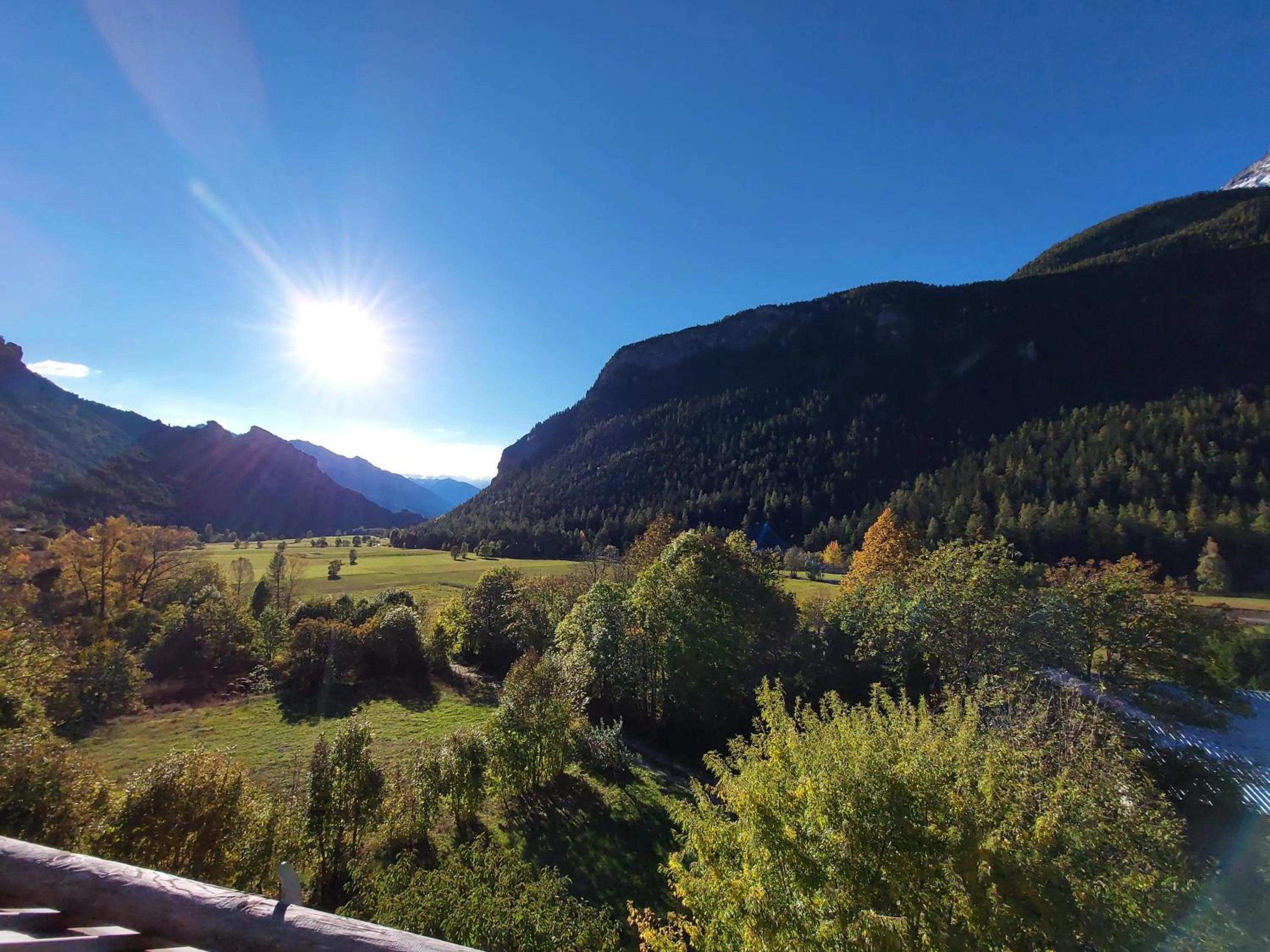 Natural landscape in Hôtel Restaurant Gîtes Les 5 Saisons