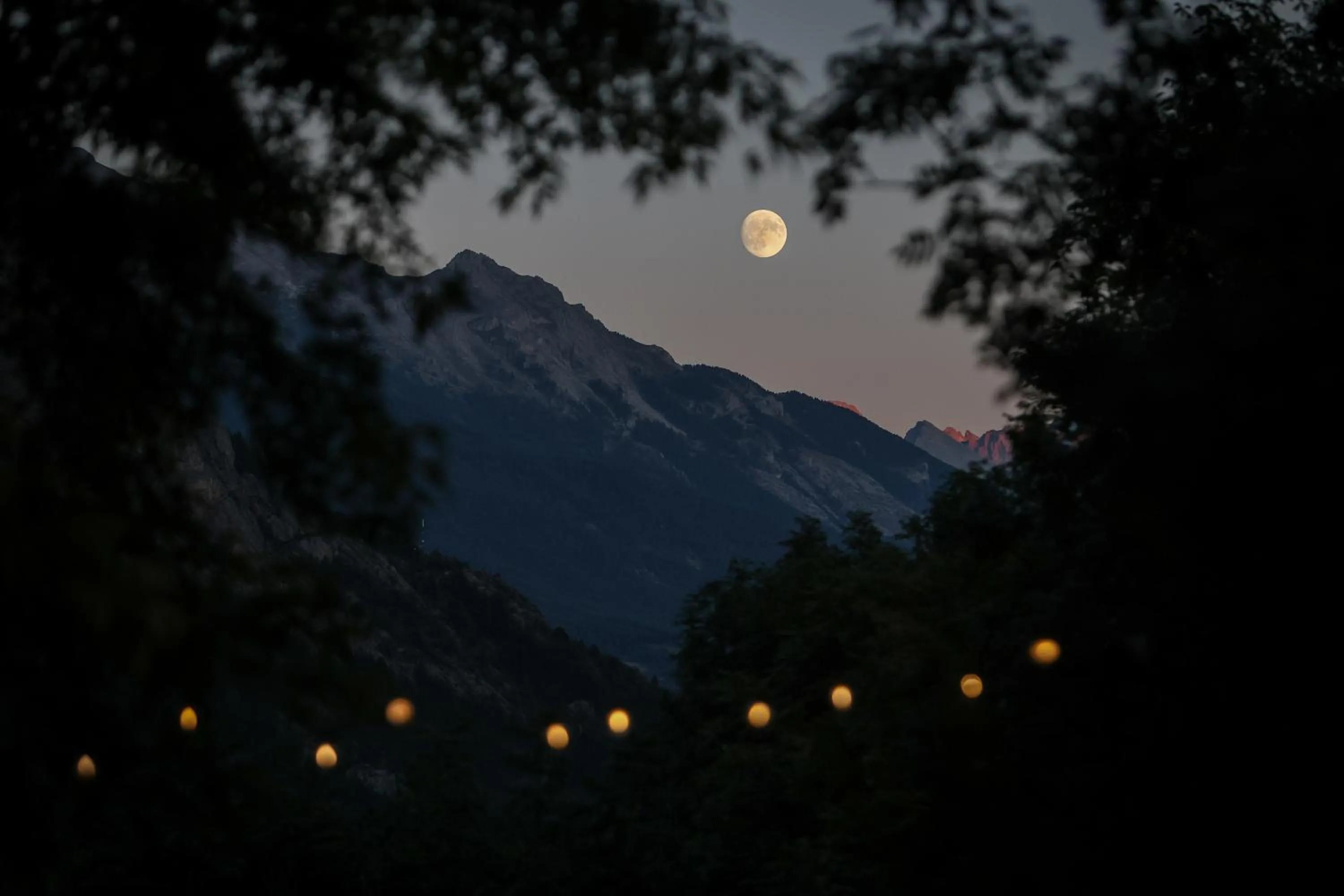 Night in Hôtel Restaurant Gîtes Les 5 Saisons