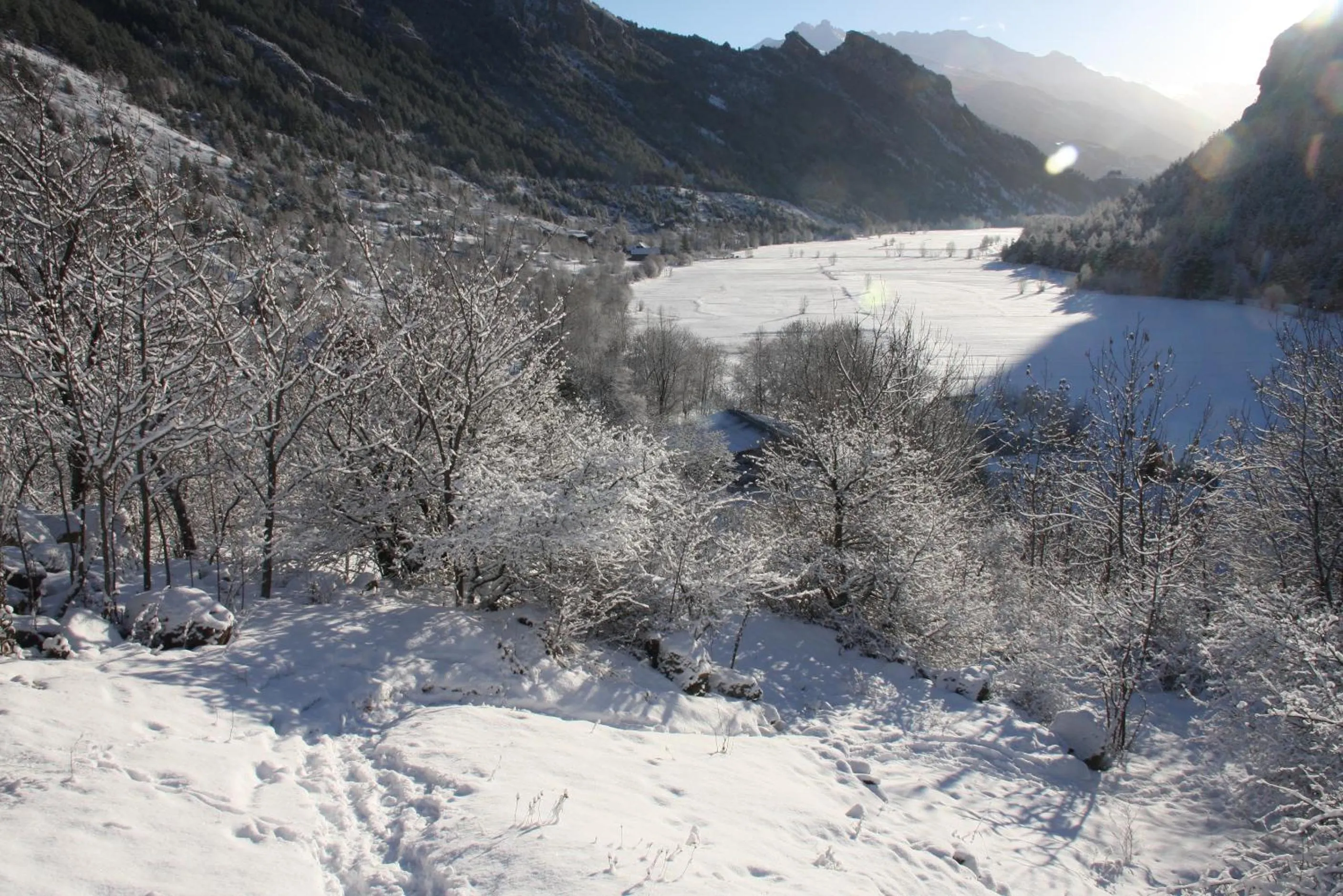 Natural landscape in Hôtel Restaurant Gîtes Les 5 Saisons