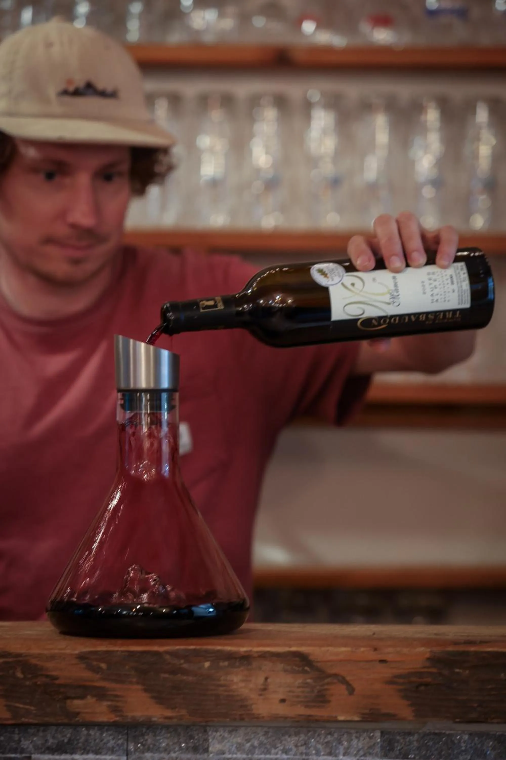 Lounge or bar in Hôtel Restaurant Gîtes Les 5 Saisons