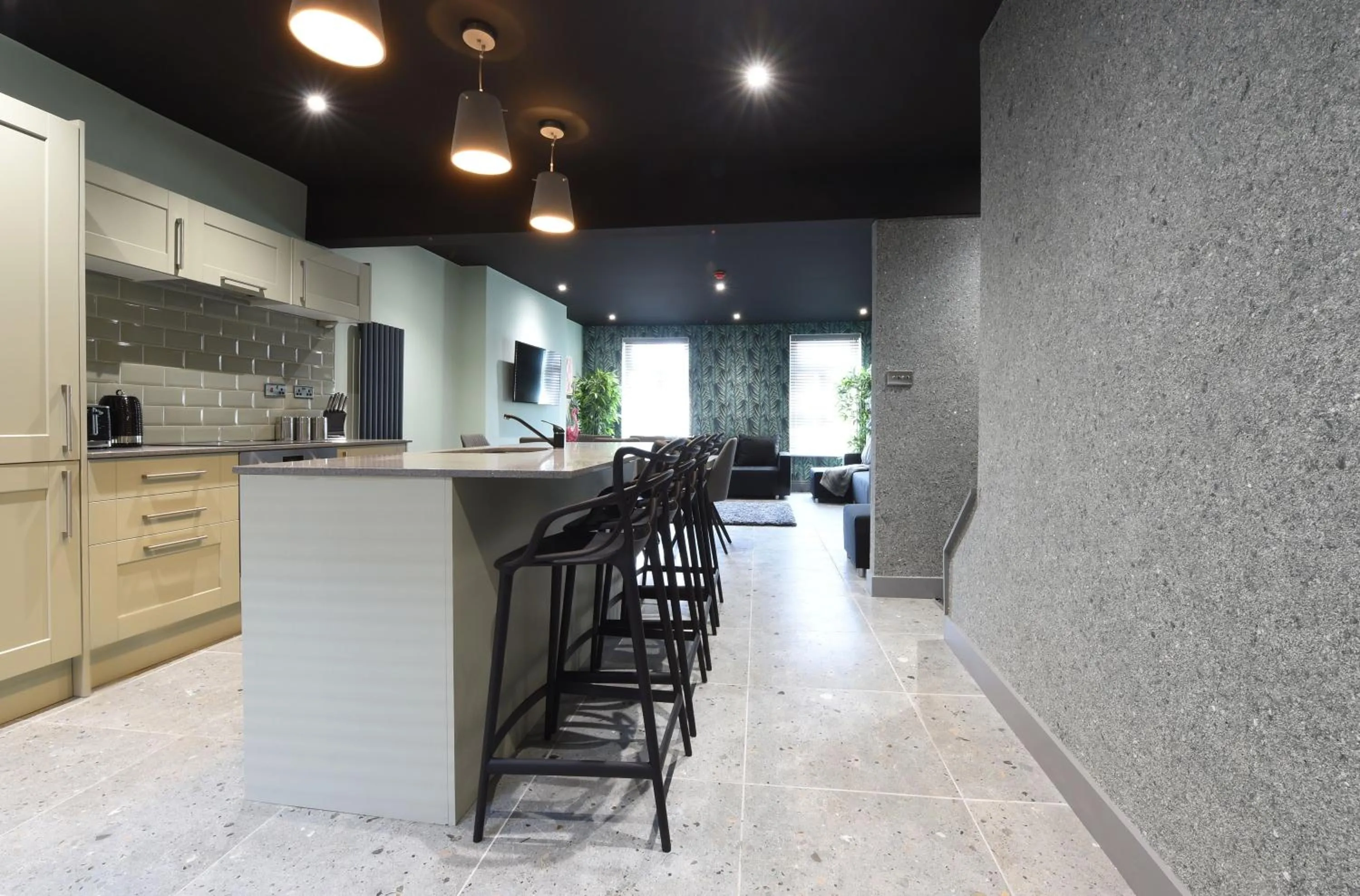 Three-Bedroom Apartment in La Jungle Du Swan