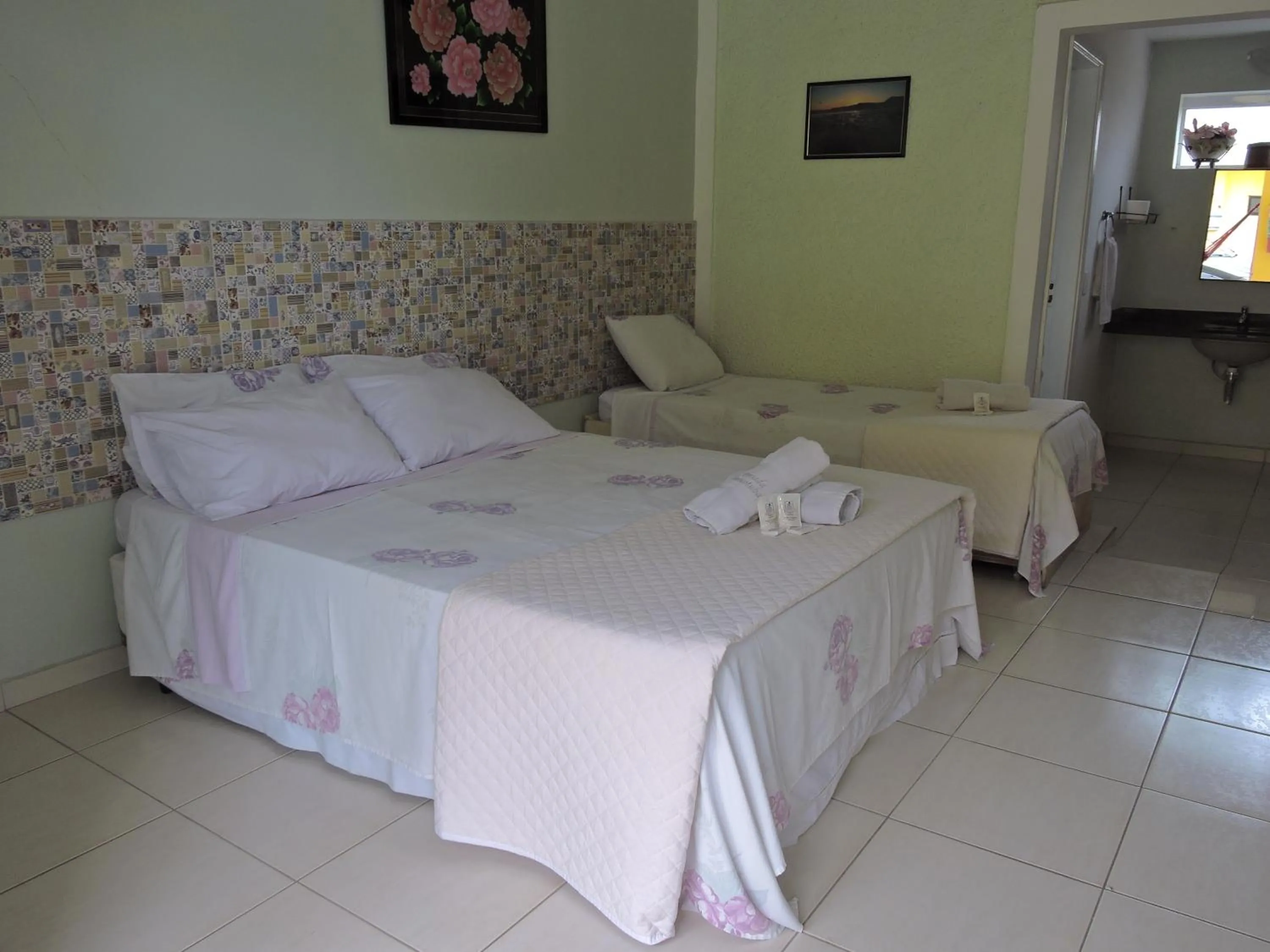 Photo of the whole room, Bed in Pousada Sorocotuba - Piscina Aquecida