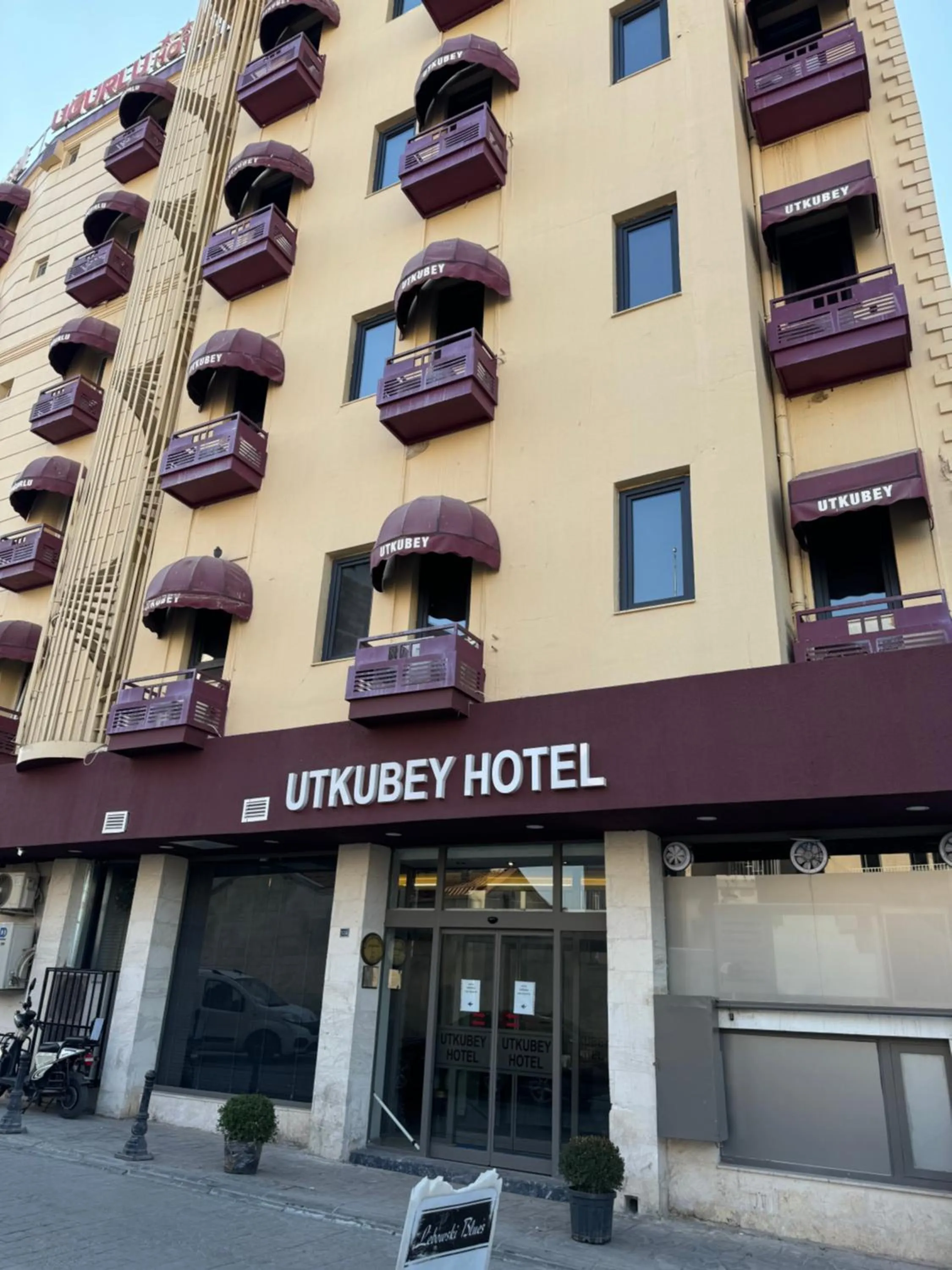 Facade/entrance in Utkubey Hotel