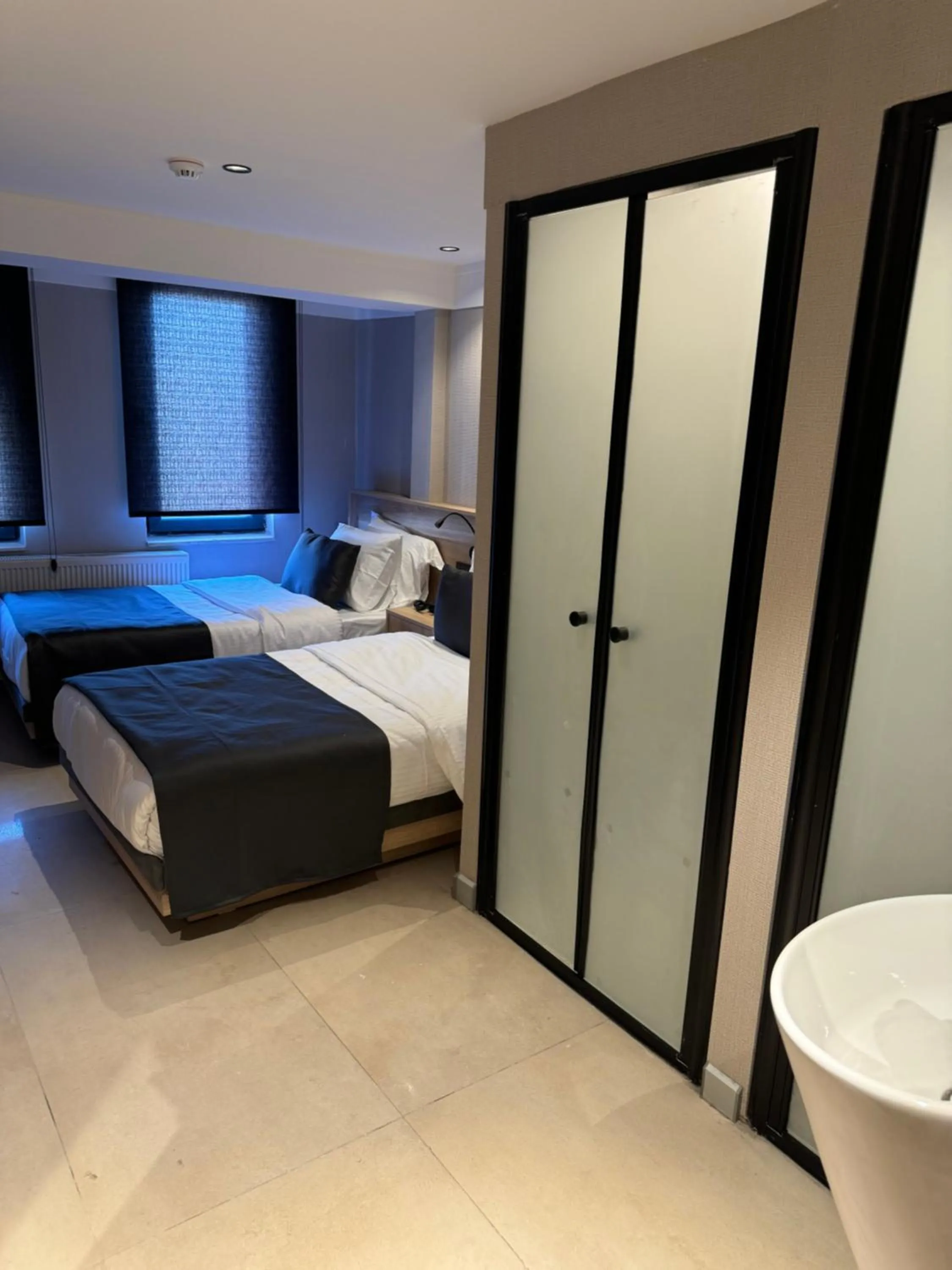 Bedroom, Bed in Utkubey Hotel