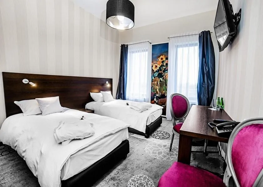 Photo of the whole room, Bed in Lawendowe Termy